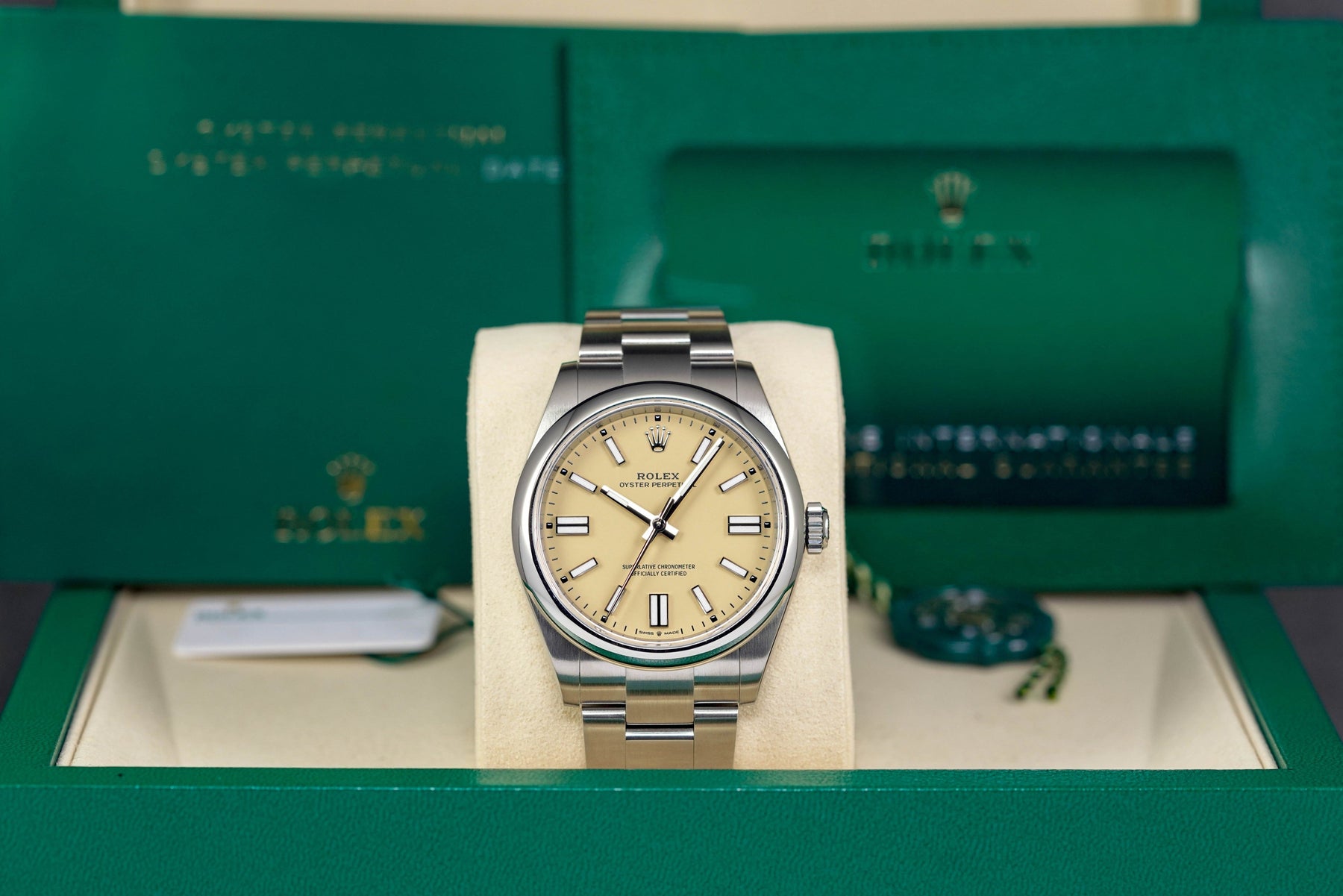 ROLEX OYSTER PERPETUAL 41MM BEIGE DIAL (2025)