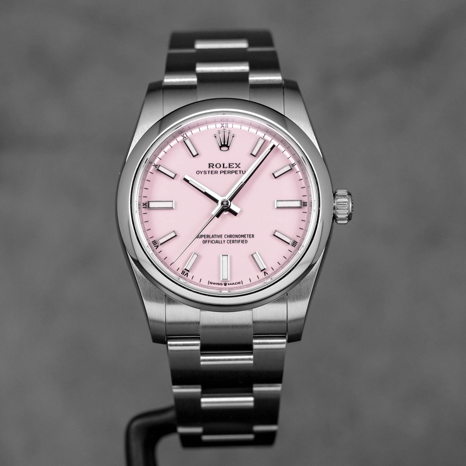 OYSTER PERPETUAL 34MM CANDY PINK DIAL (2025)