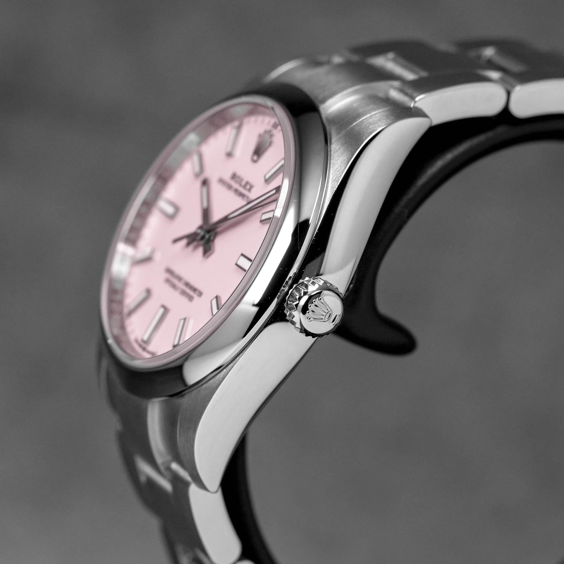 OYSTER PERPETUAL 34MM CANDY PINK DIAL (2025)