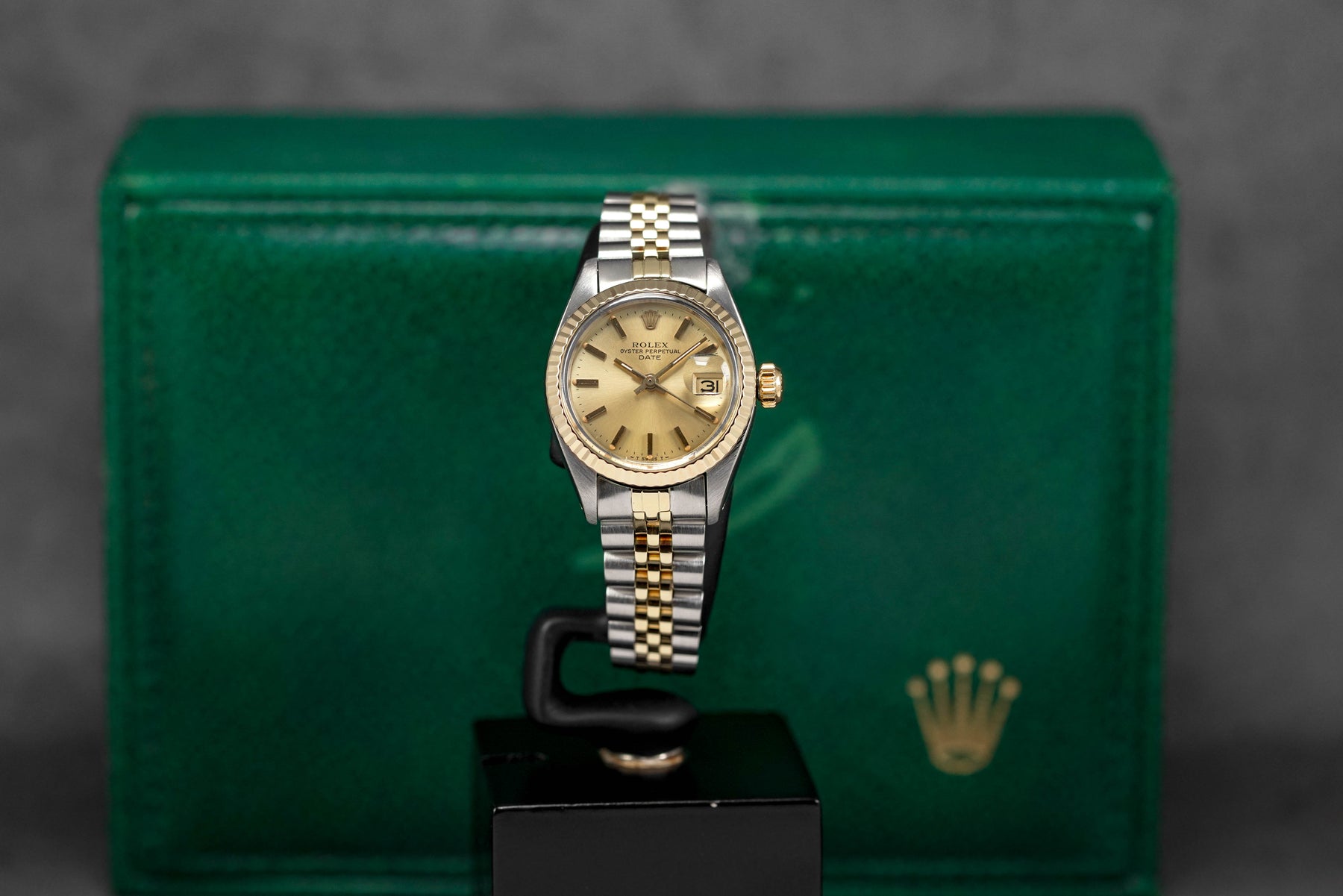 Harga Rolex Oyster Perpetual Date 26 Champage Indonesia