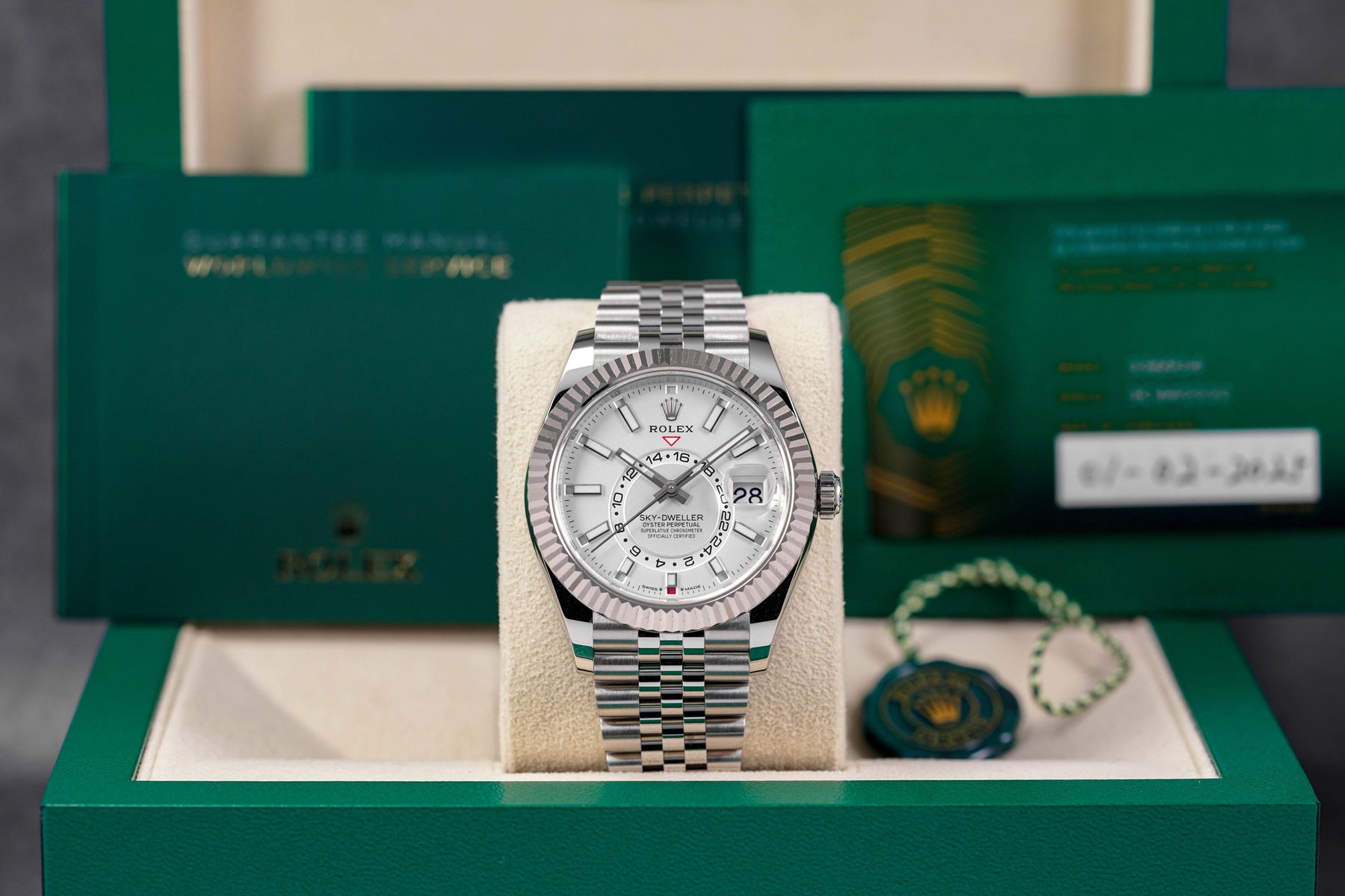 Harga Rolex Sky Dweller White Indonesia