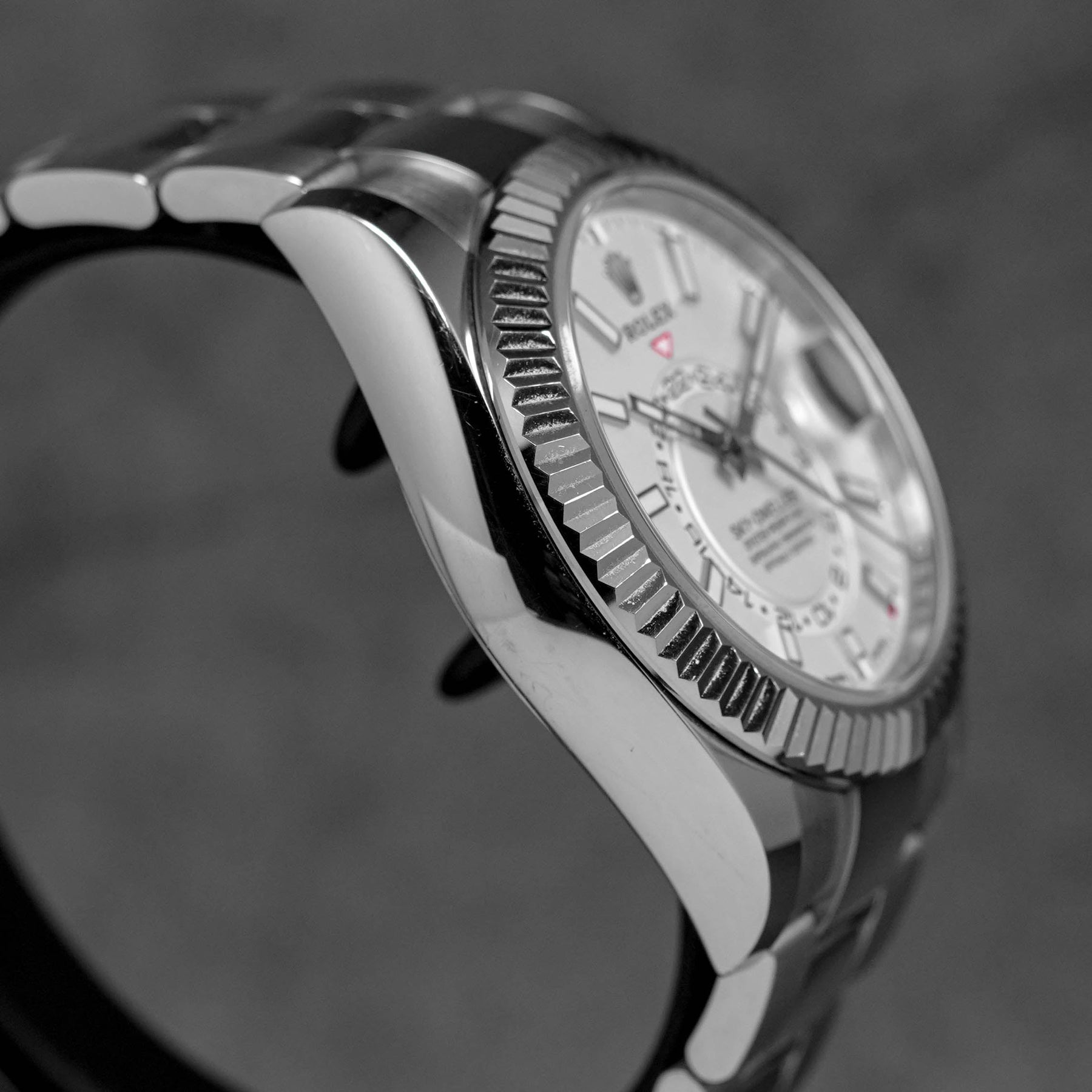 Harga Rolex Sky Dweller White Oyster Indonesia