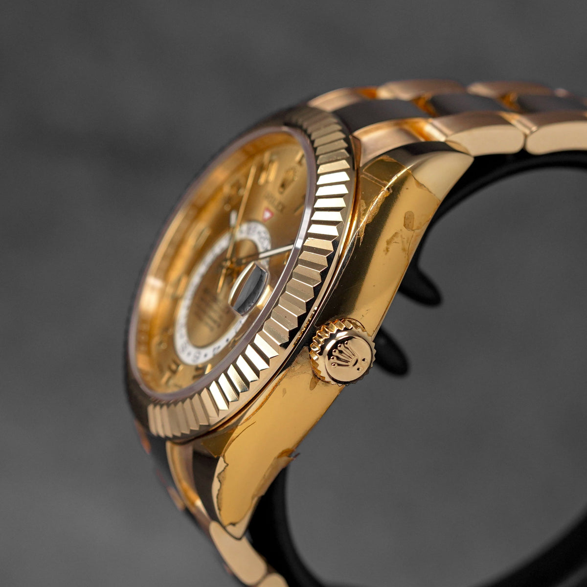 Rolex Sky-Dweller Yellowgold