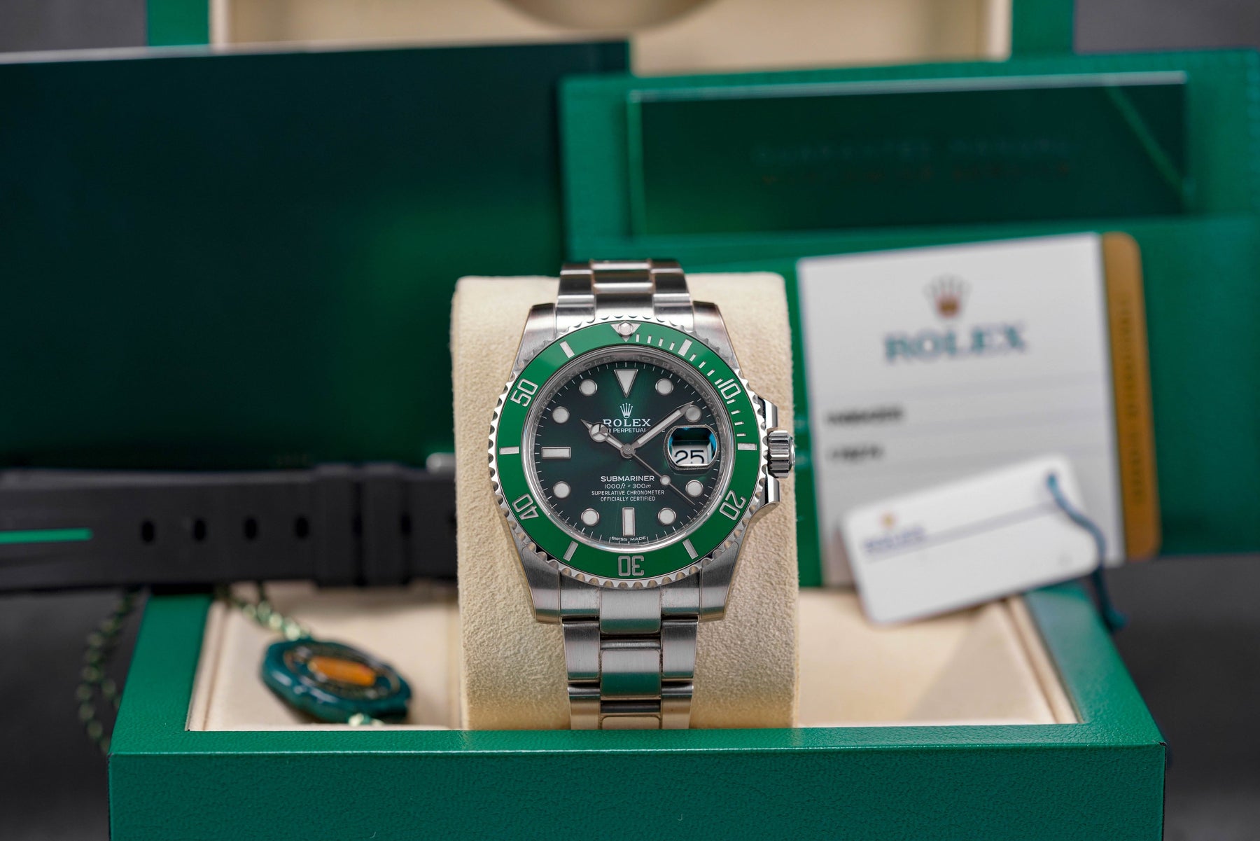 Harga Rolex Submariner Date Hulk Indonesia