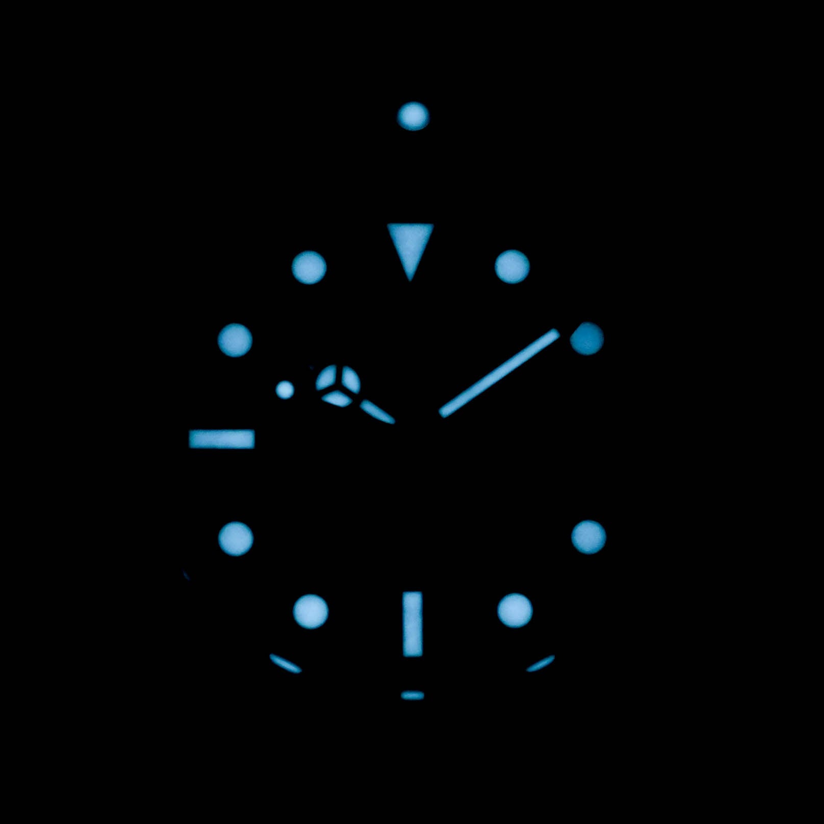 SUBMARINER DATE 41MM (2025)