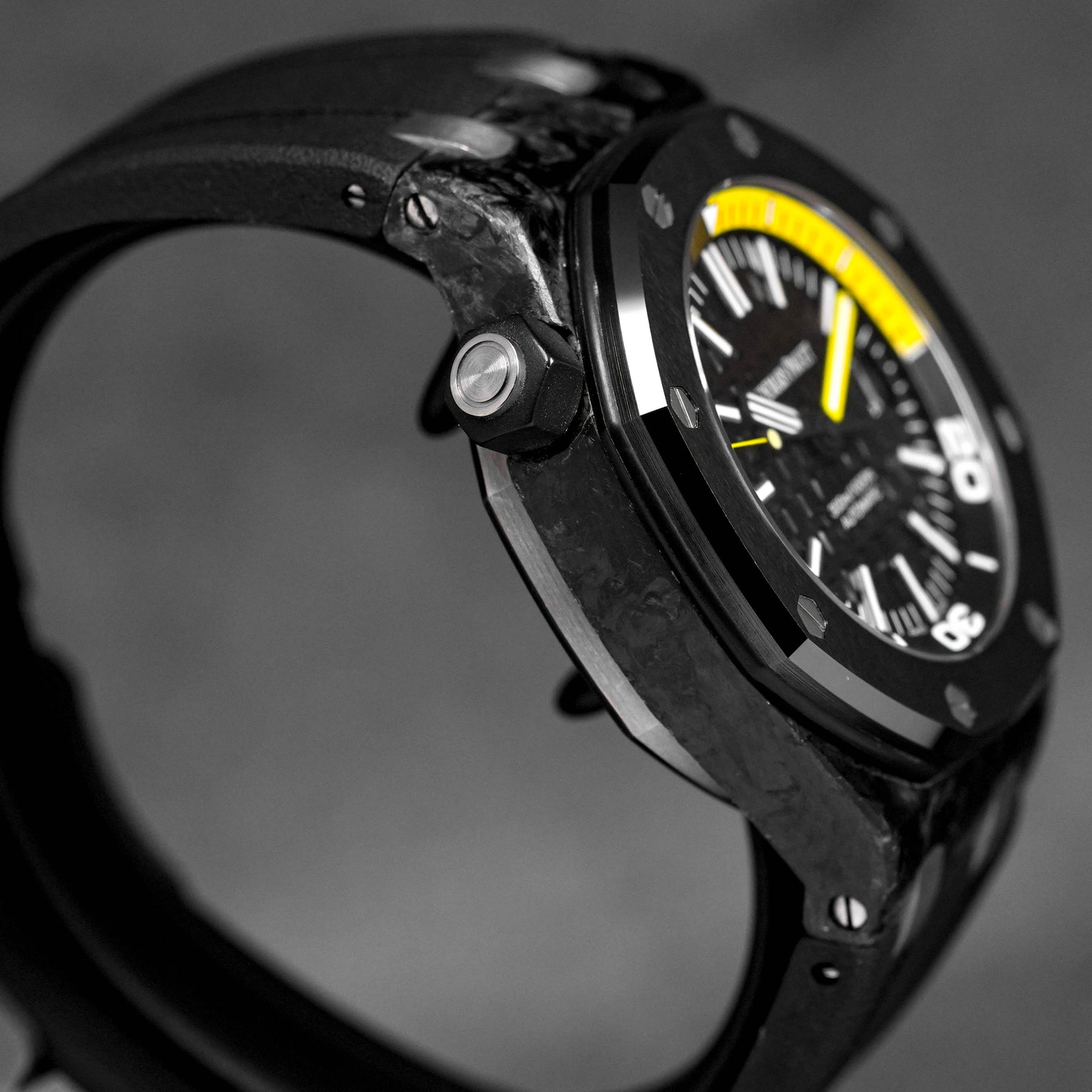 Royal Oak Offshore Diver Black Carbon