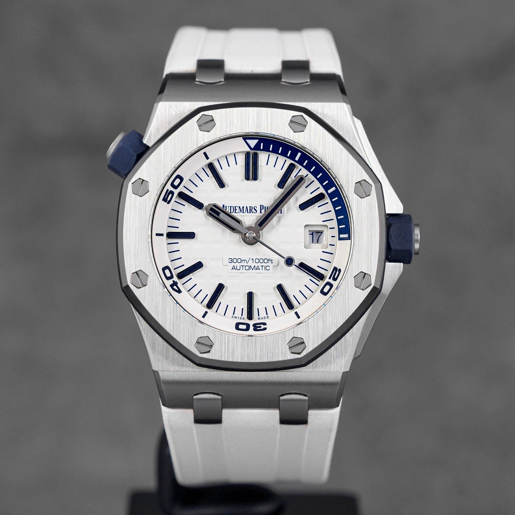 Royal Oak Offshore Diver White