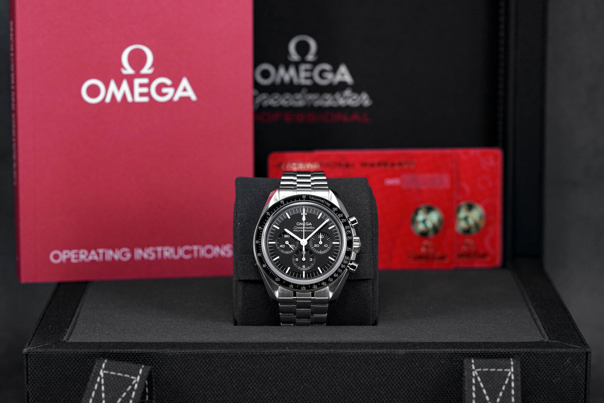 SPEEDMASTER MOONWATCH SAPPHIRE (2026)
