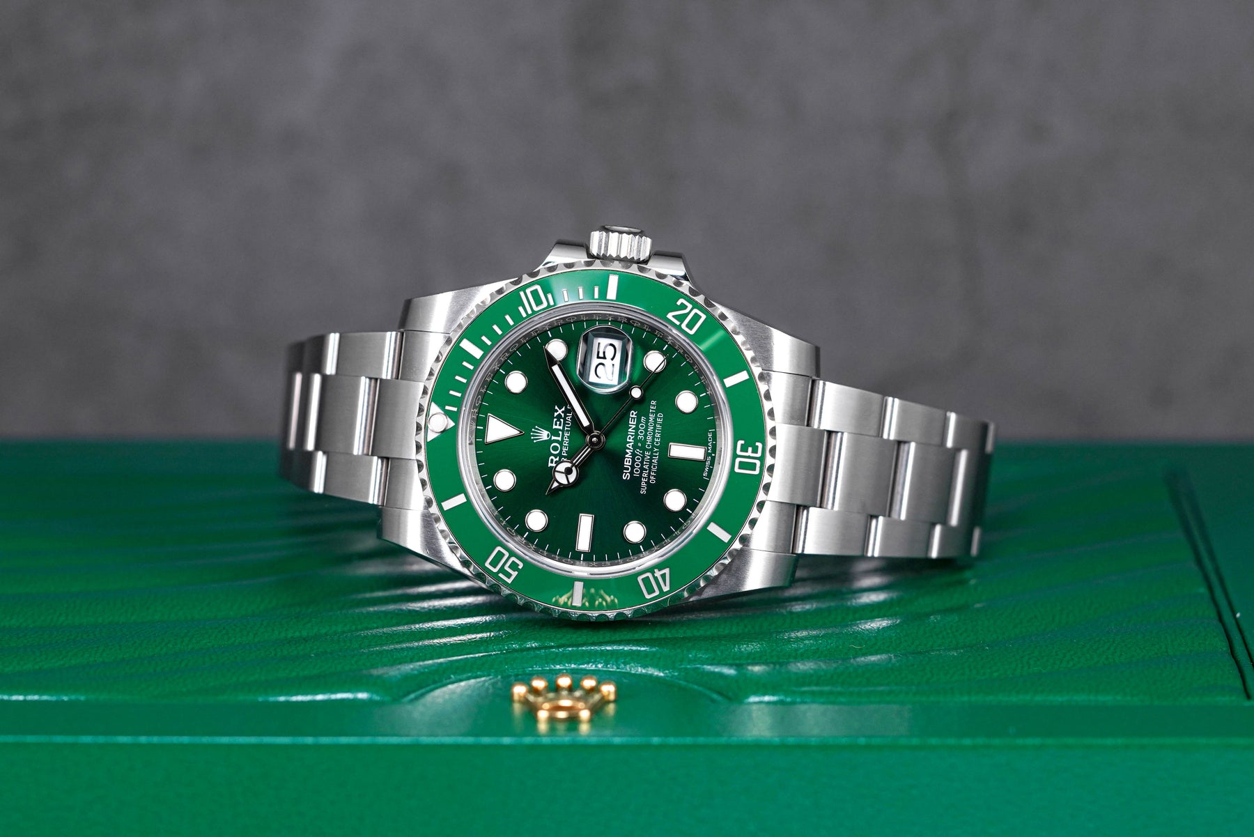 Rolex Submariner Date Hulk 116610LV