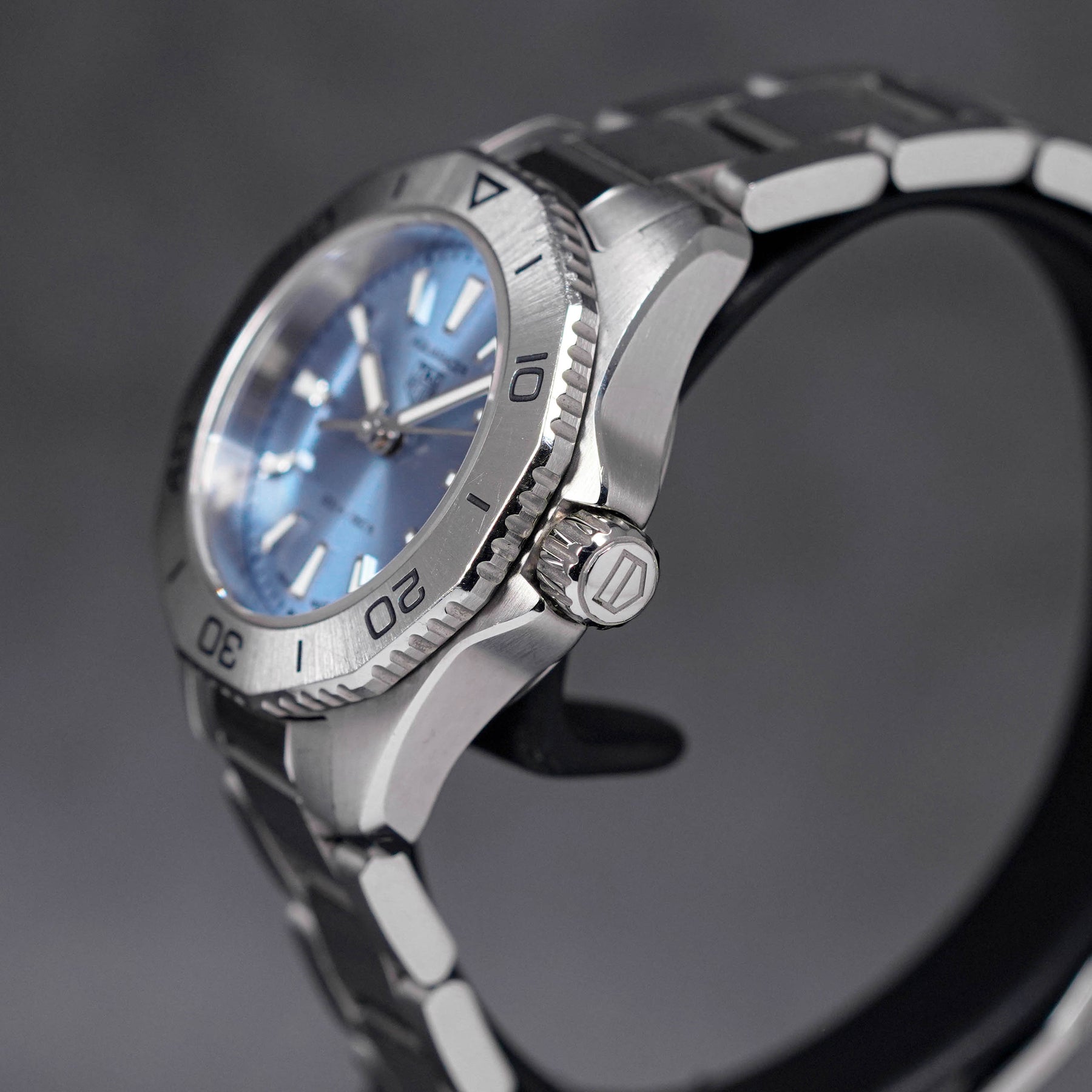 AQUARACER PROFESSIONAL 200 STEEL BLUE DIAL QUARTZ (2022)