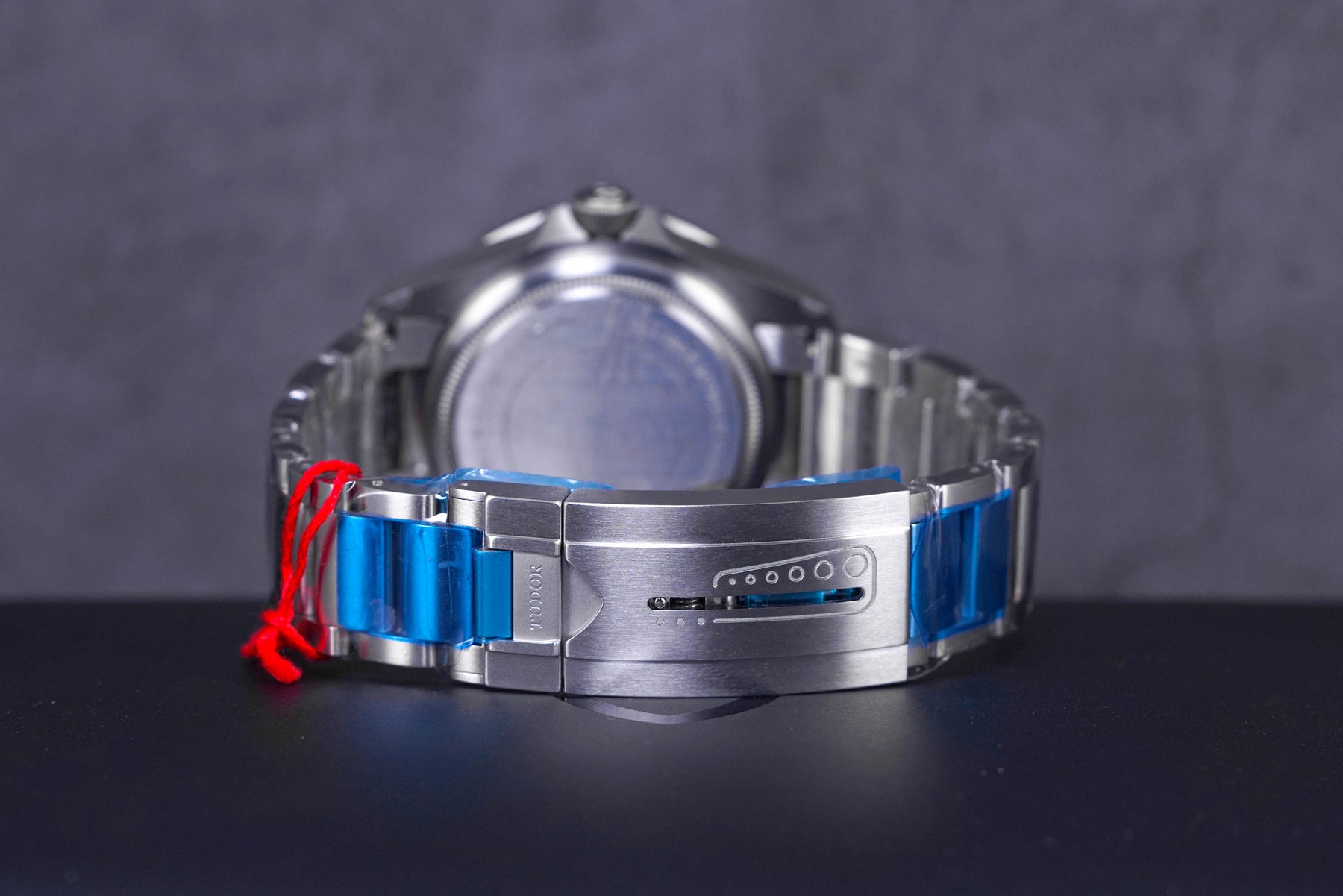 PELAGOS TITANIUM BLUE (2023)