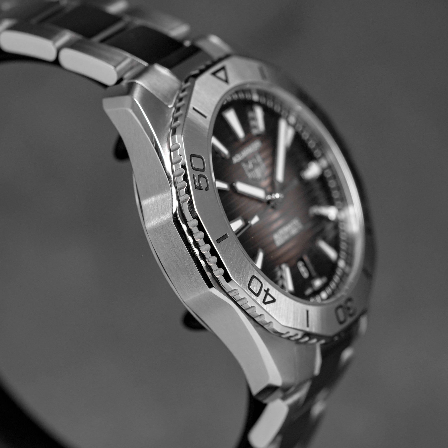 AQUARACER 200 DATE BLACK DIAL (2024)