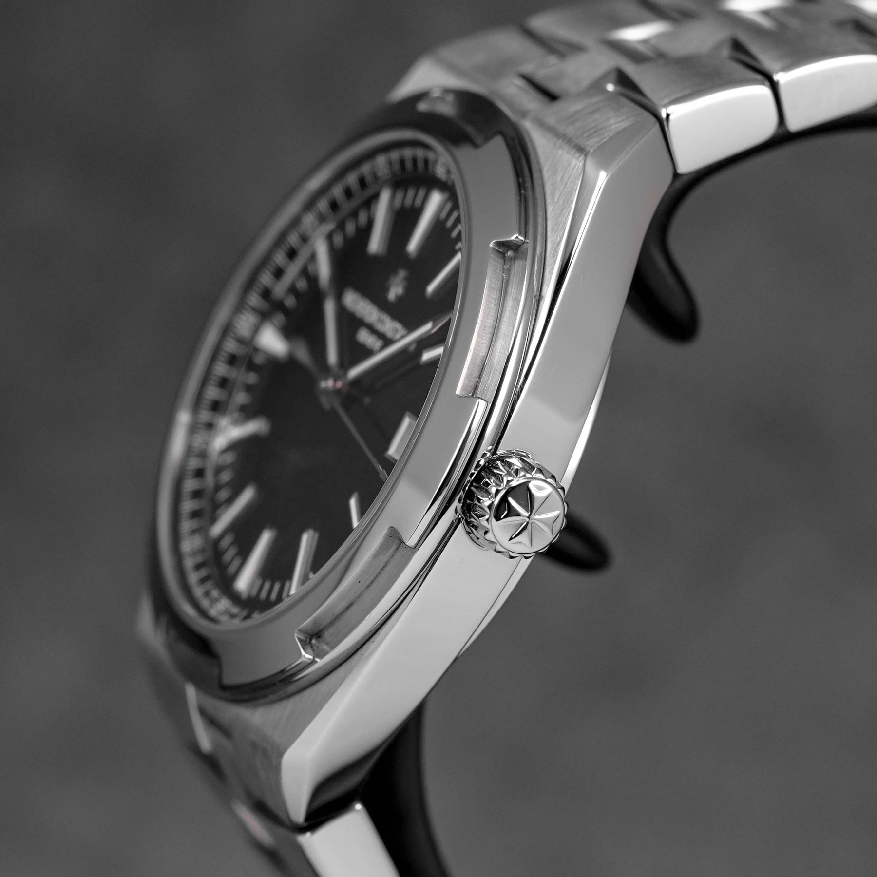 Harga Vacheron Constantin Overseas Black