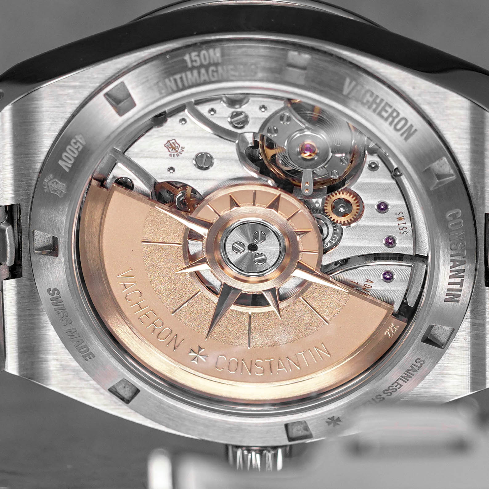OVERSEAS BLACK DIAL (2021)