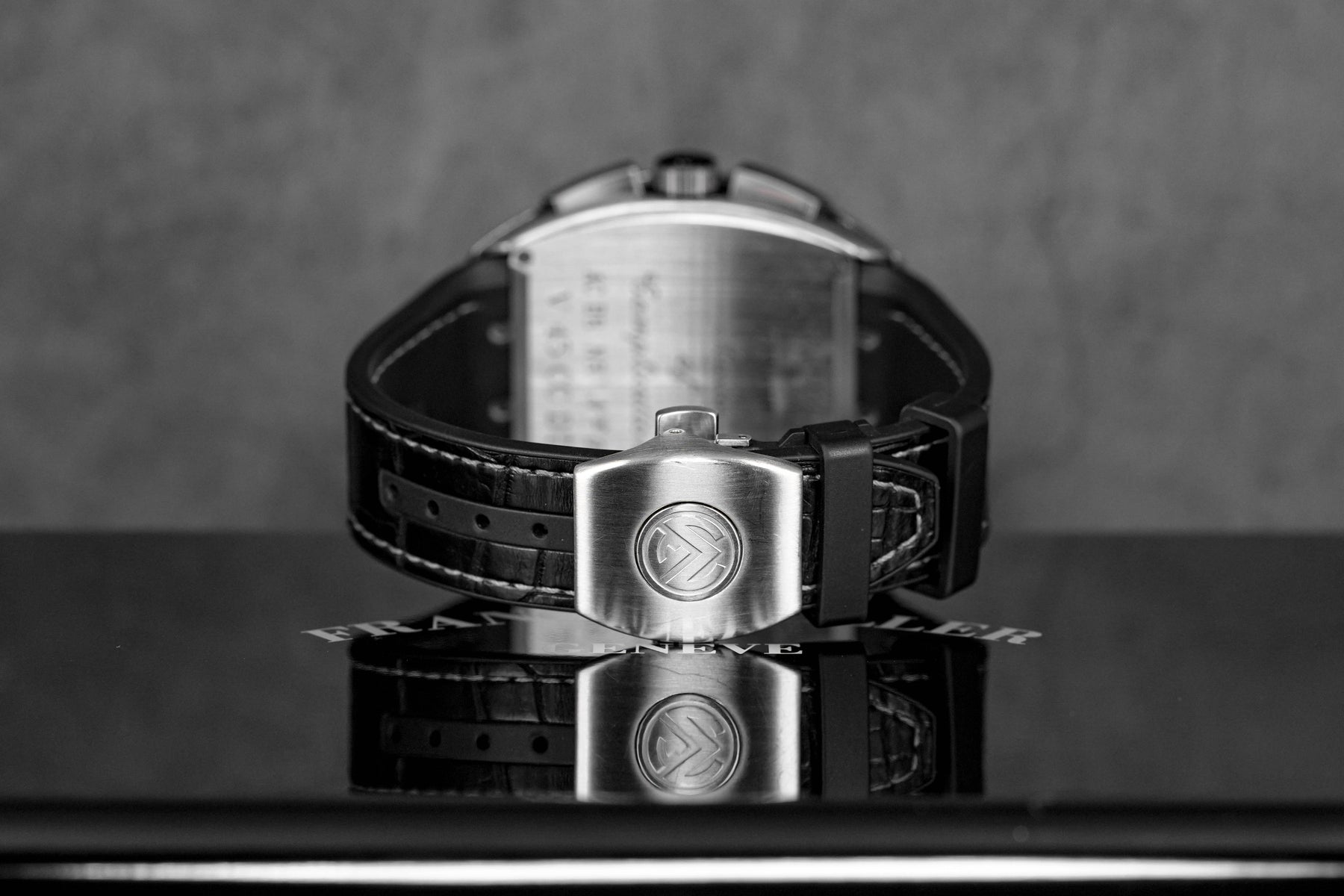 Vanguard V45 Black