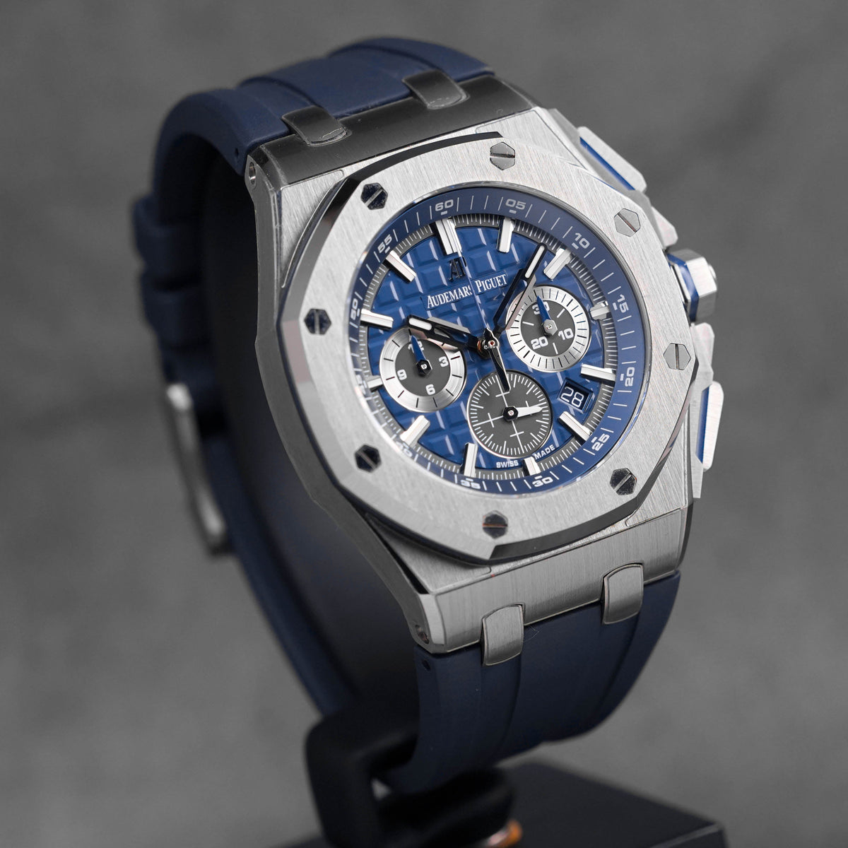 harga ap royal oak offshore chrono blue