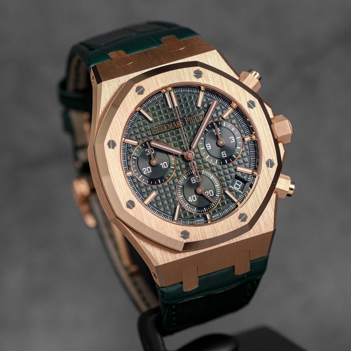 harga audemars piguet royal oak chrono khaki green