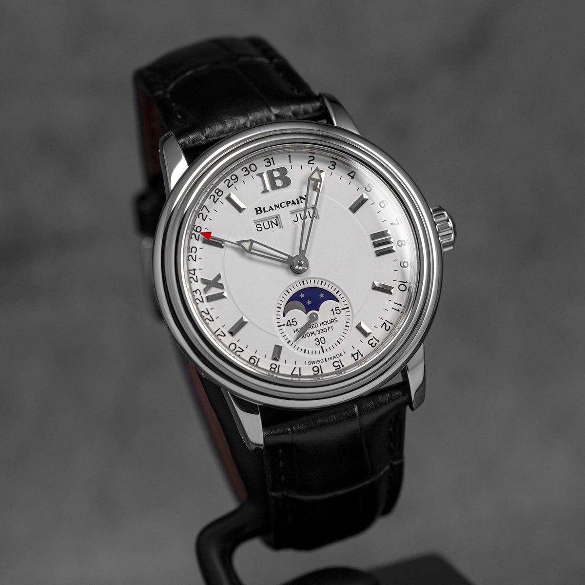 LEMAN COMPLETE CALENDAR MOONPHASE SILVER DIAL (WATCH ONLY)