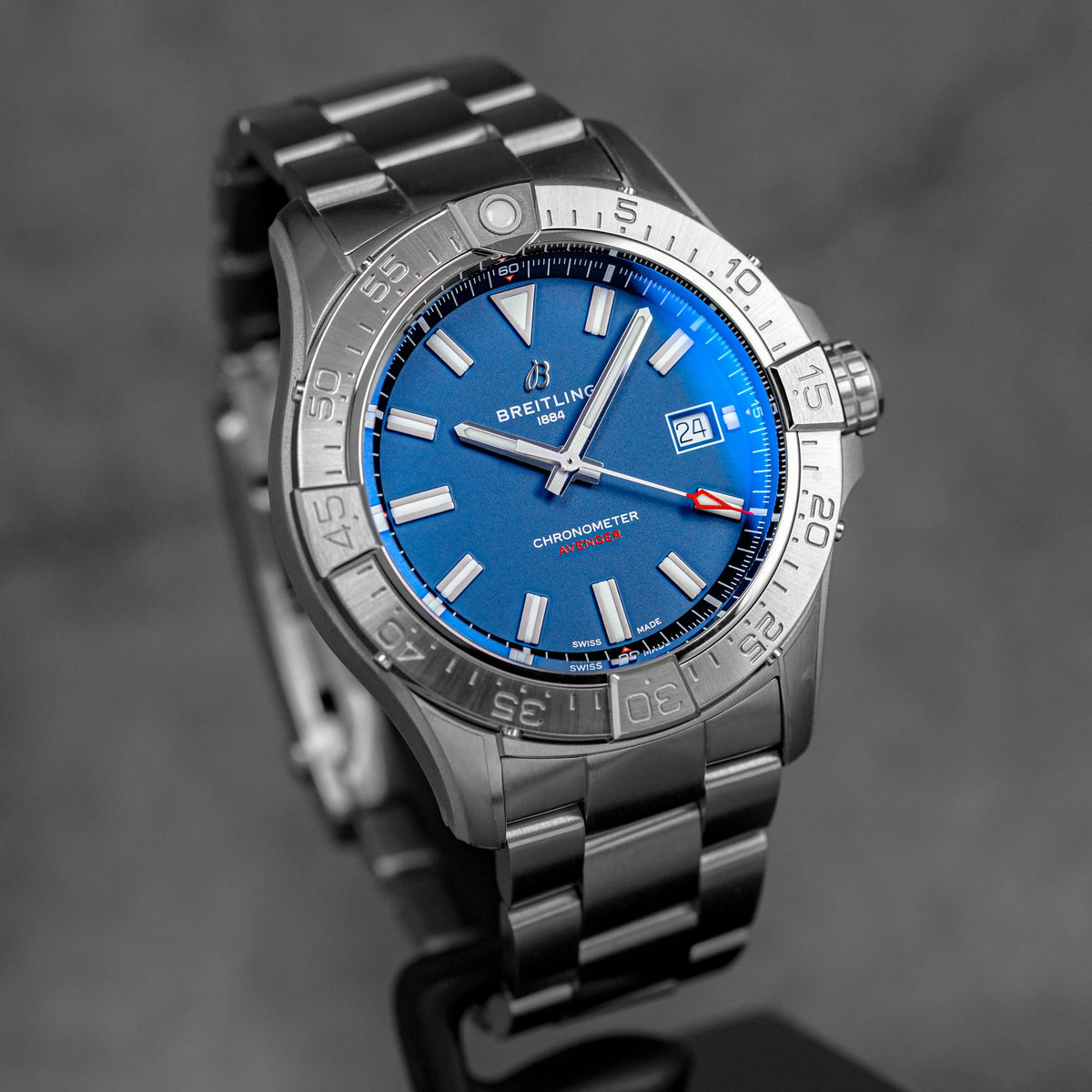 harga breitling avenger 42 blue