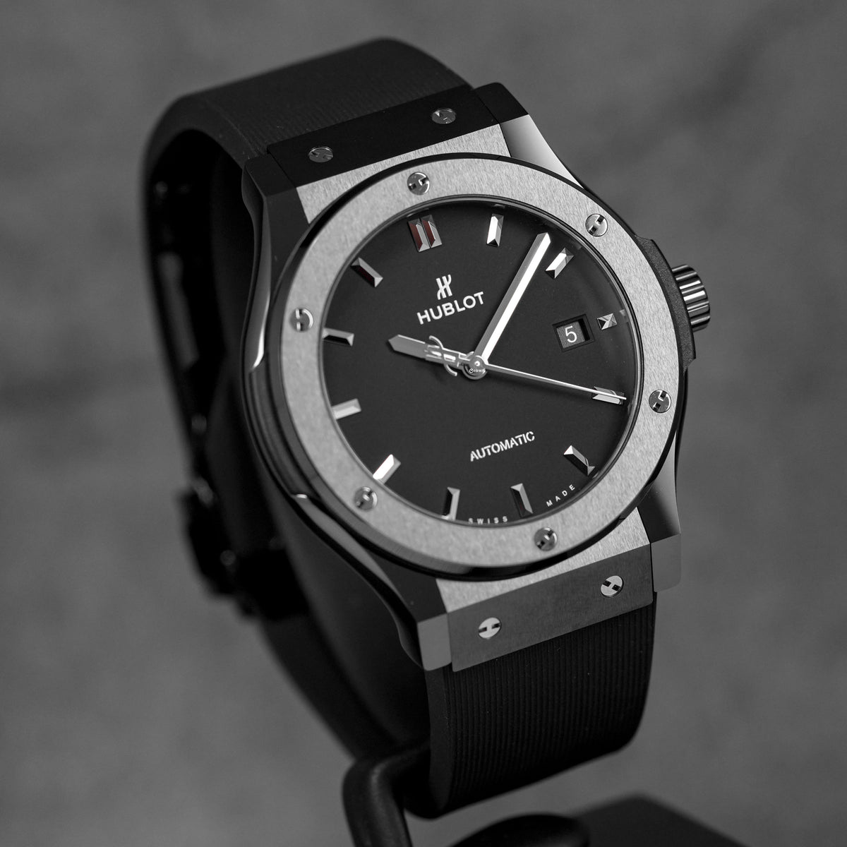 harga hublot classic fusion 42 black magic