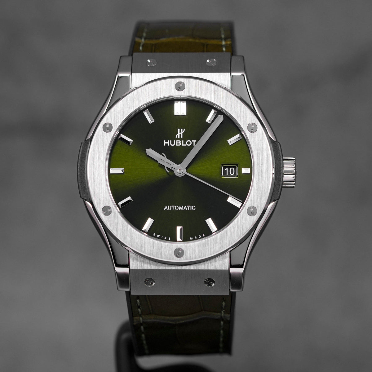 CLASSIC FUSION 42MM TITANIUM GREEN (2023)