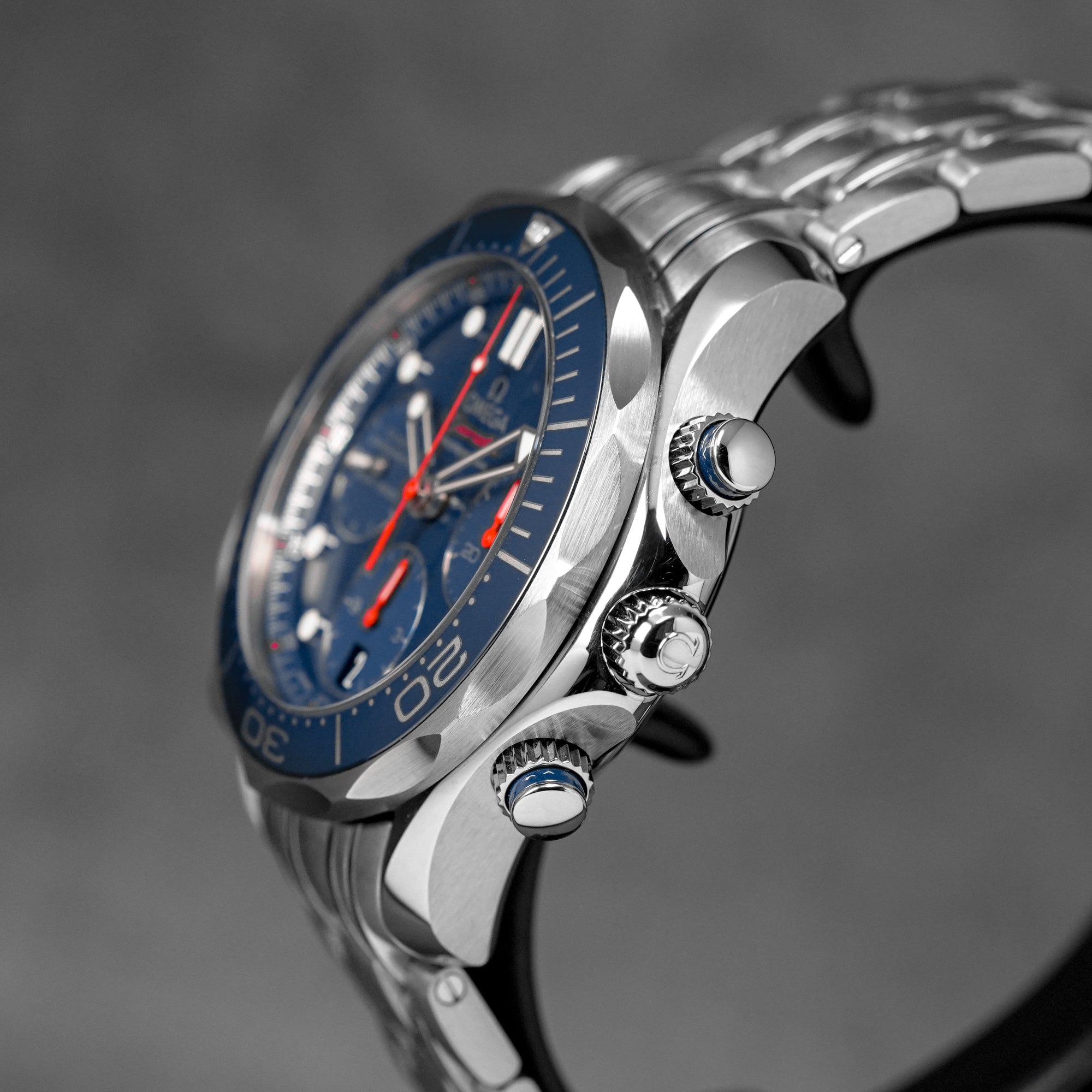 harga omega seamaster chrono blue