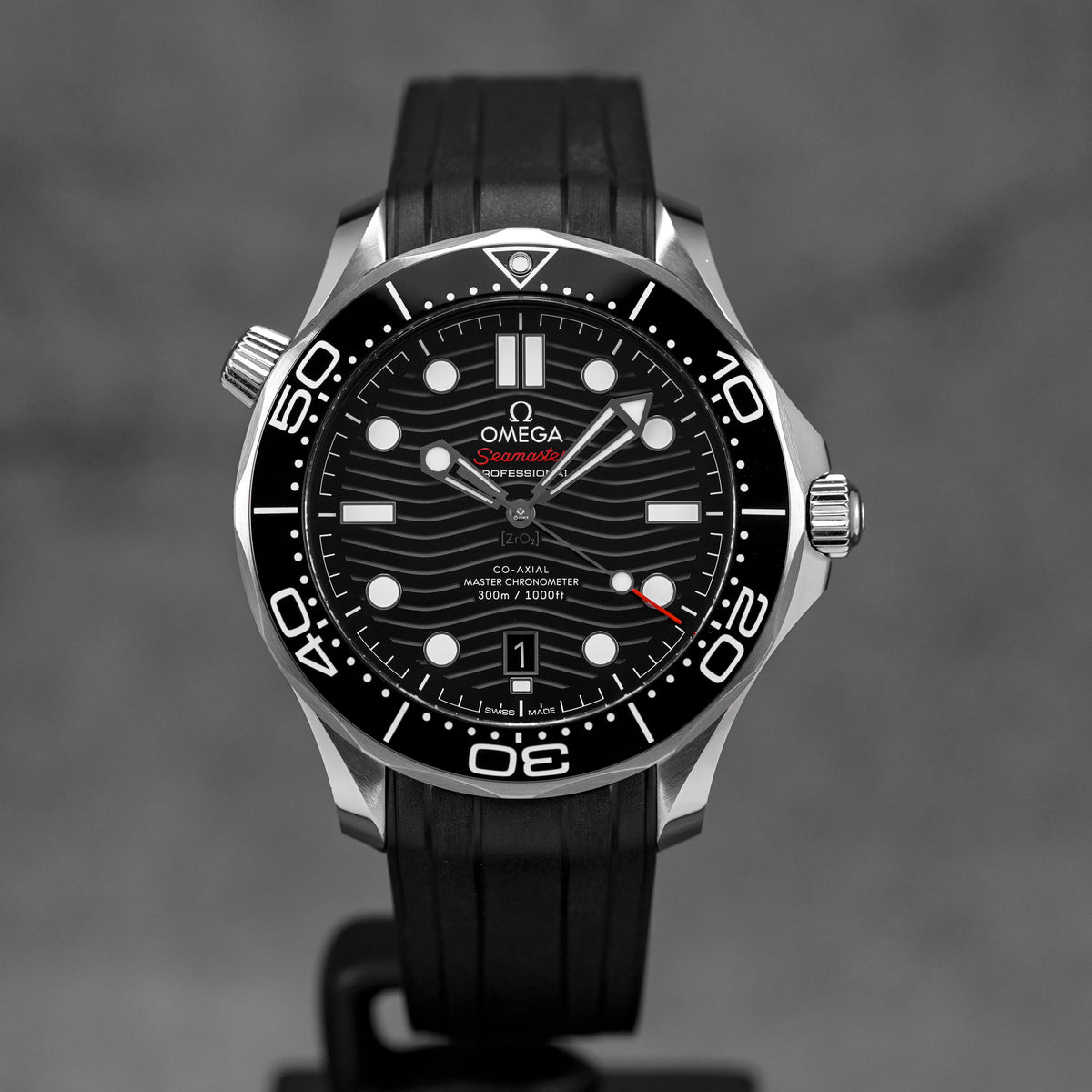 harga omega seamaster diver 300 black rubber
