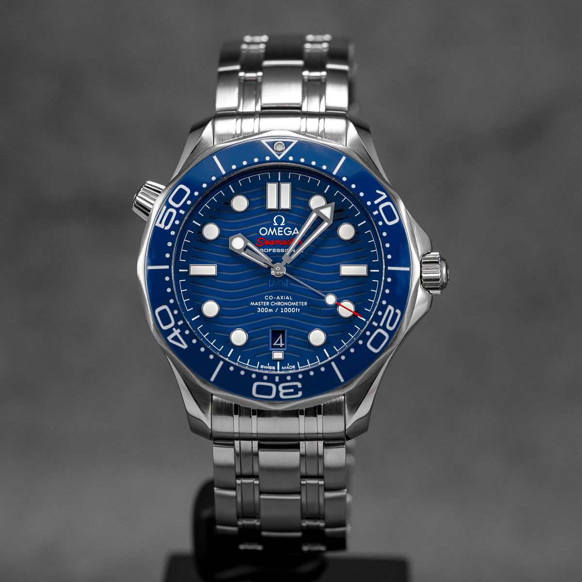 harga omega seamaster diver 300 blue
