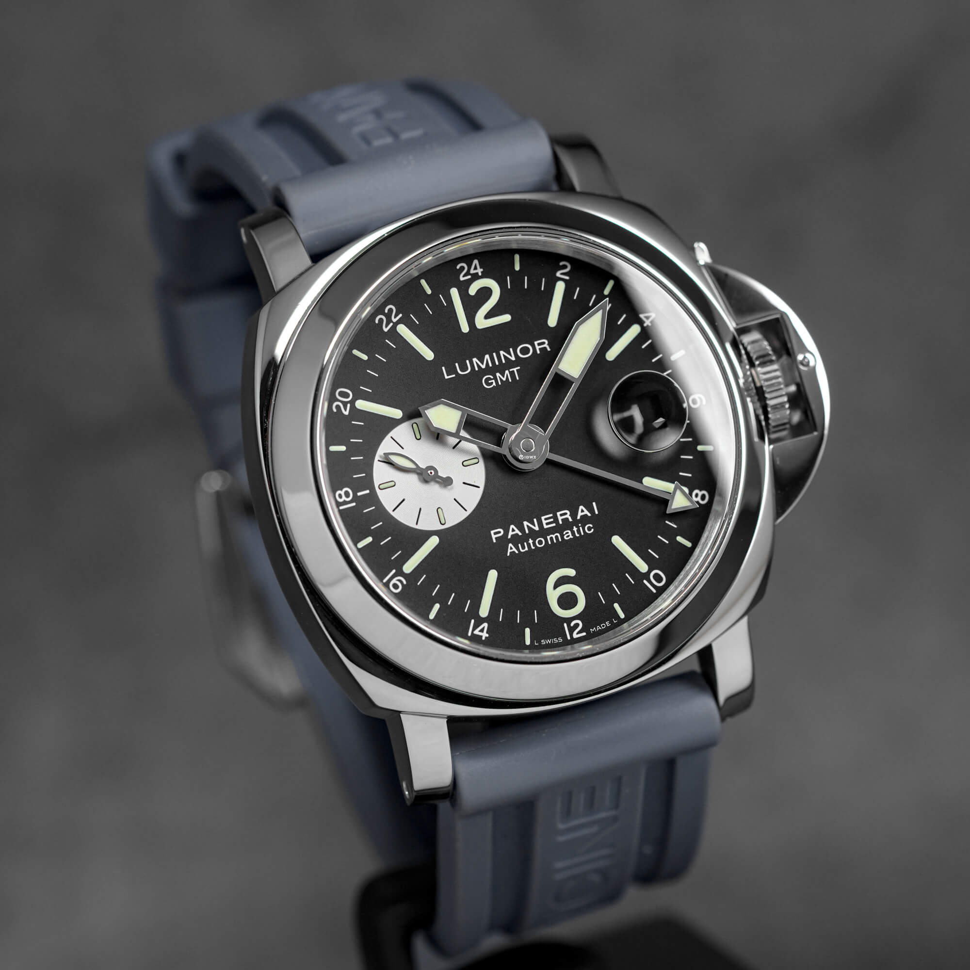 LUMINOR GMT 44MM BLACK DIAL PAM 88 (2011)