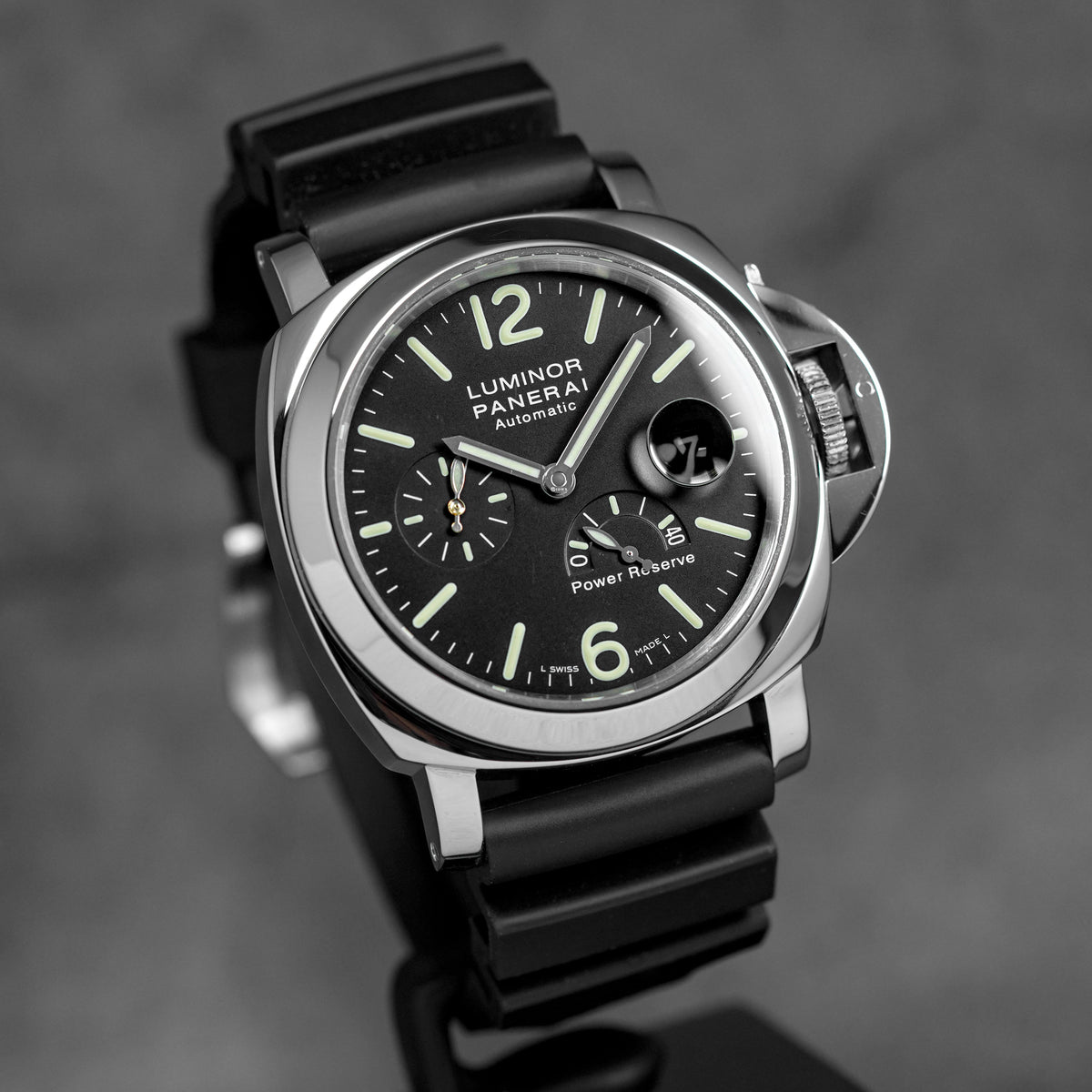 LUMINOR POWER RESERVE 44MM BLACK DIAL PAM 90 (2011)