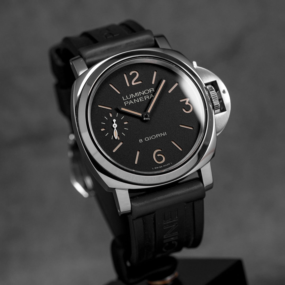 LUMINOR 8 GIORNI 44MM BLACK DIAL PAM 915 (2022)