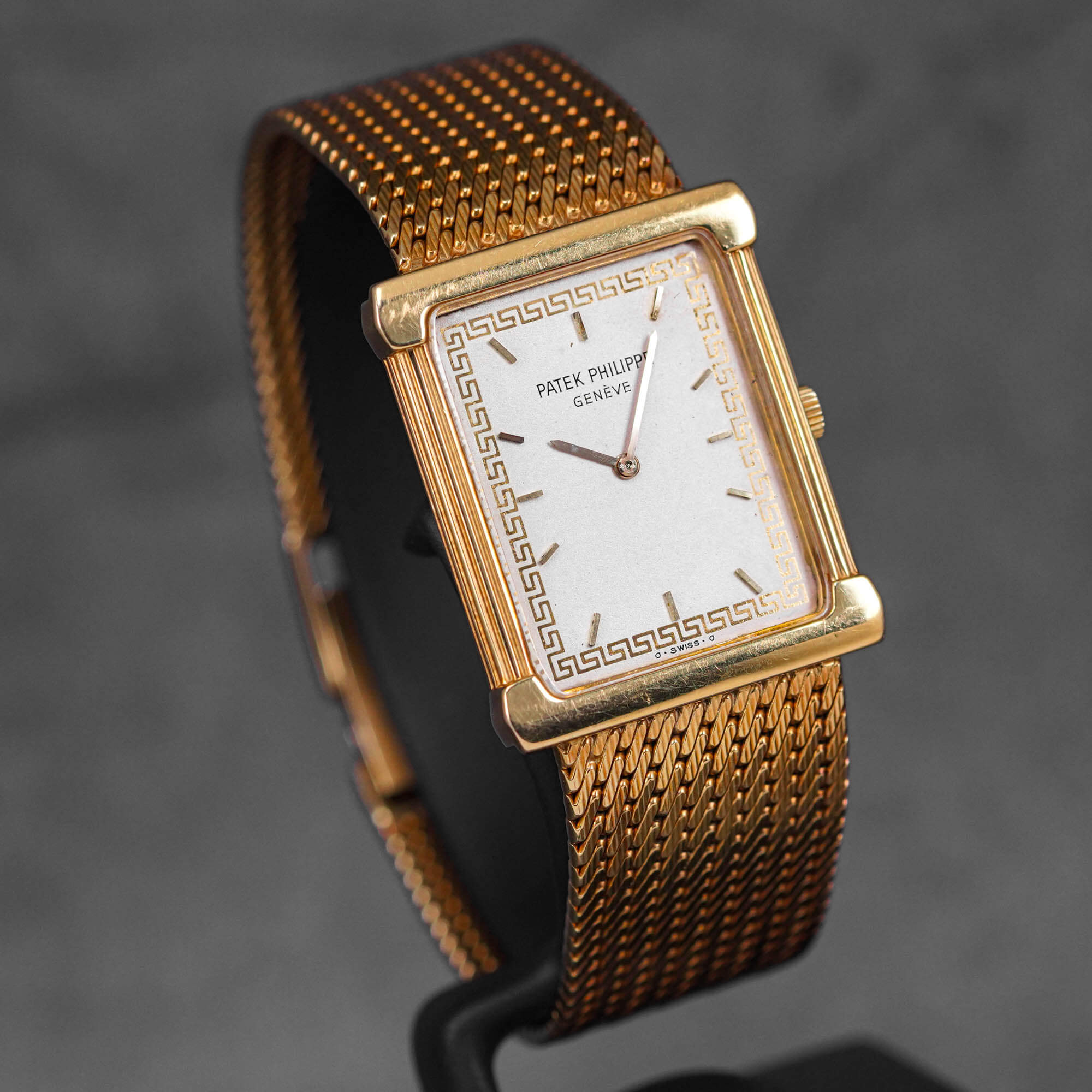 LES GRECQUES 3775 YELLOWGOLD SILVER DIAL (1984)
