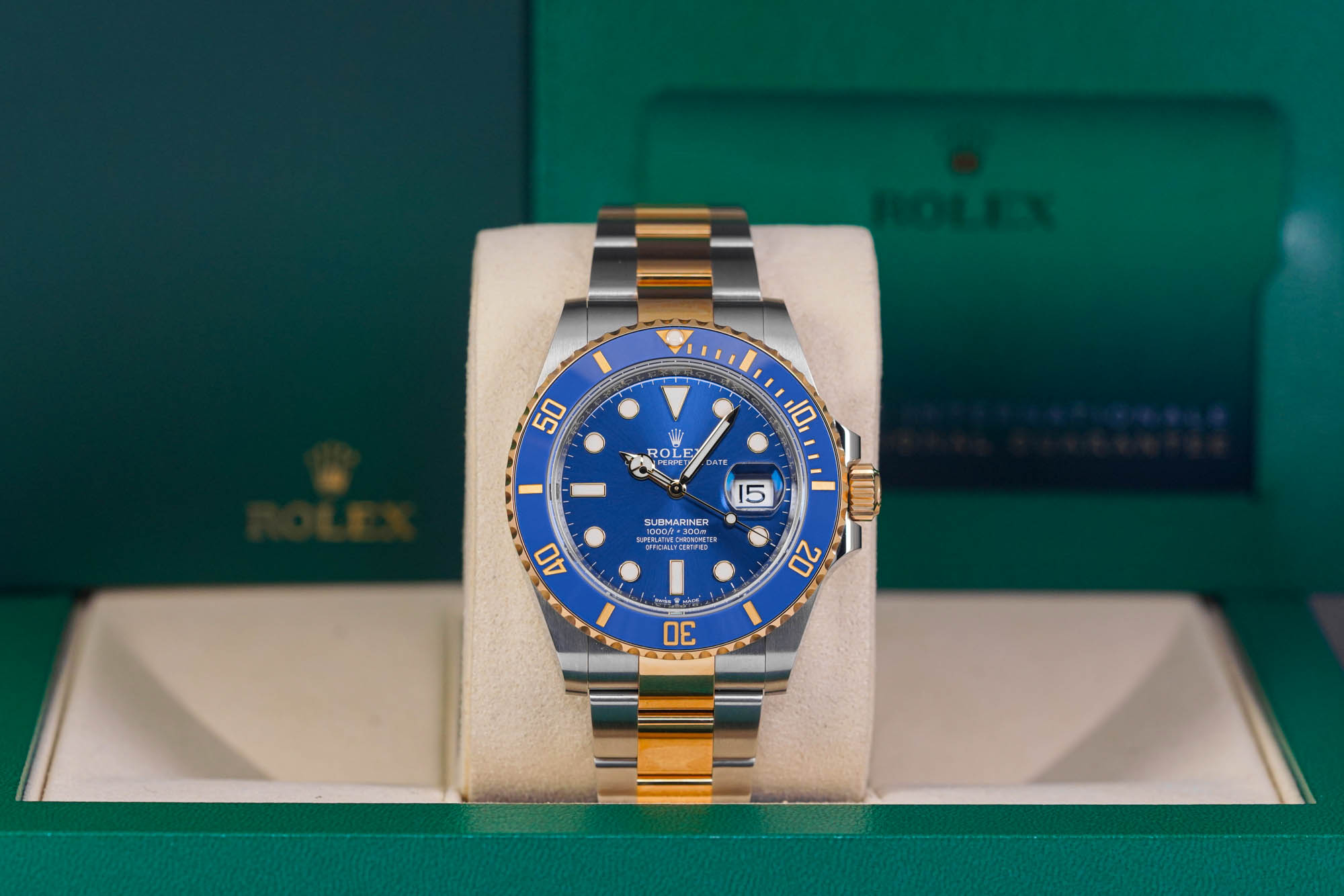 SUBMARINER DATE 41MM TWOTONE YELLOWGOLD BLUE DIAL (2021)