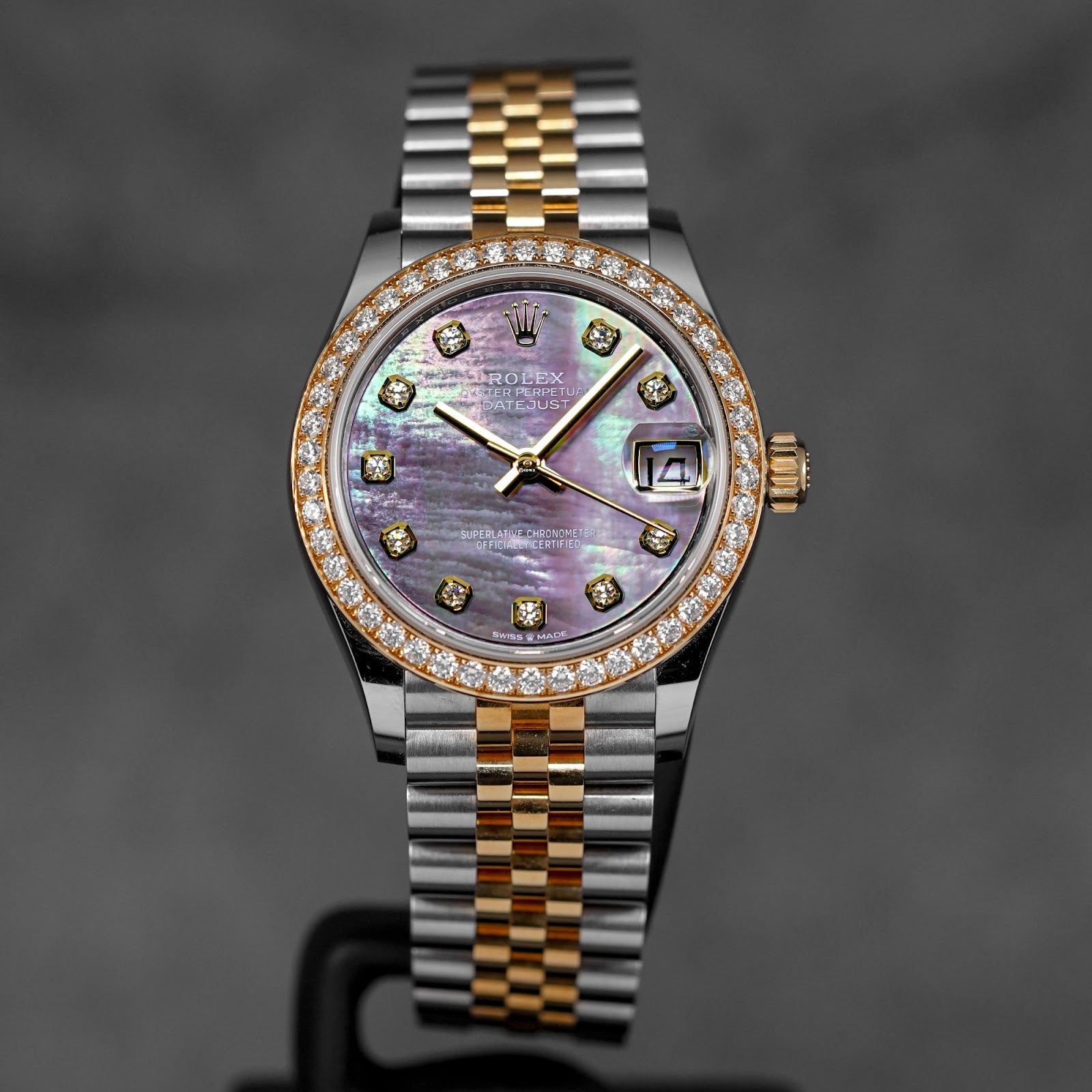 DATEJUST 31MM TWOTONE YELLOWGOLD DIAMOND RING BLACK MOP DIAMOND DIAL (2023)