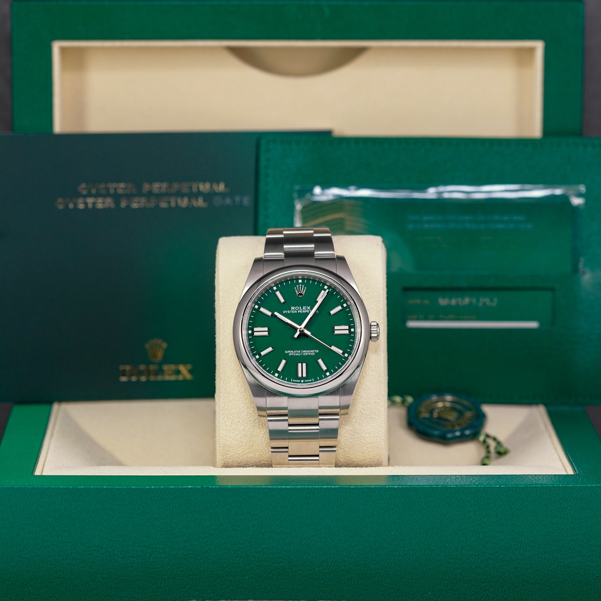 OYSTER PERPETUAL 41MM GREEN DIAL (2021)