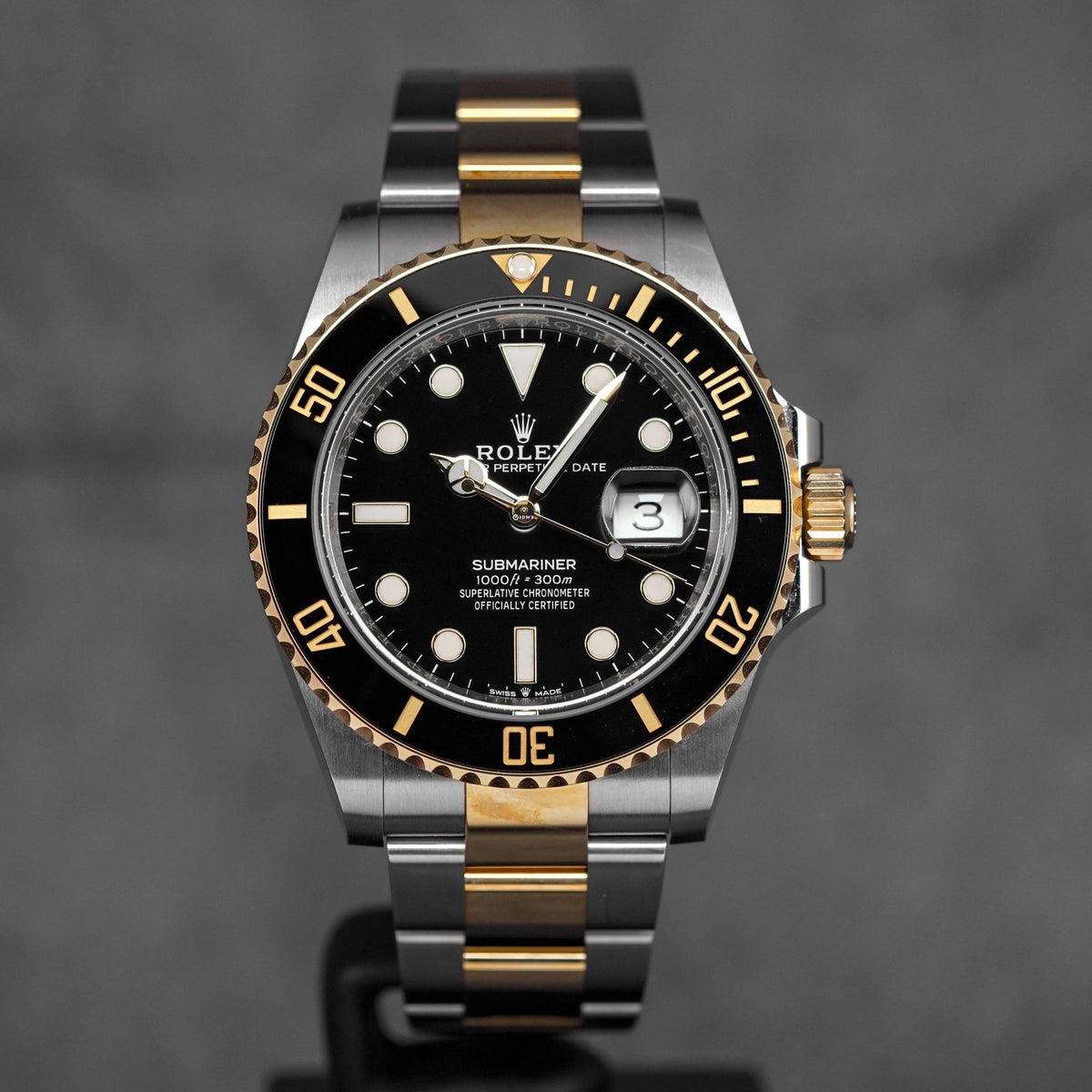 SUBMARINER DATE 41MM TWOTONE YELLOWGOLD BLACK DIAL (2021)
