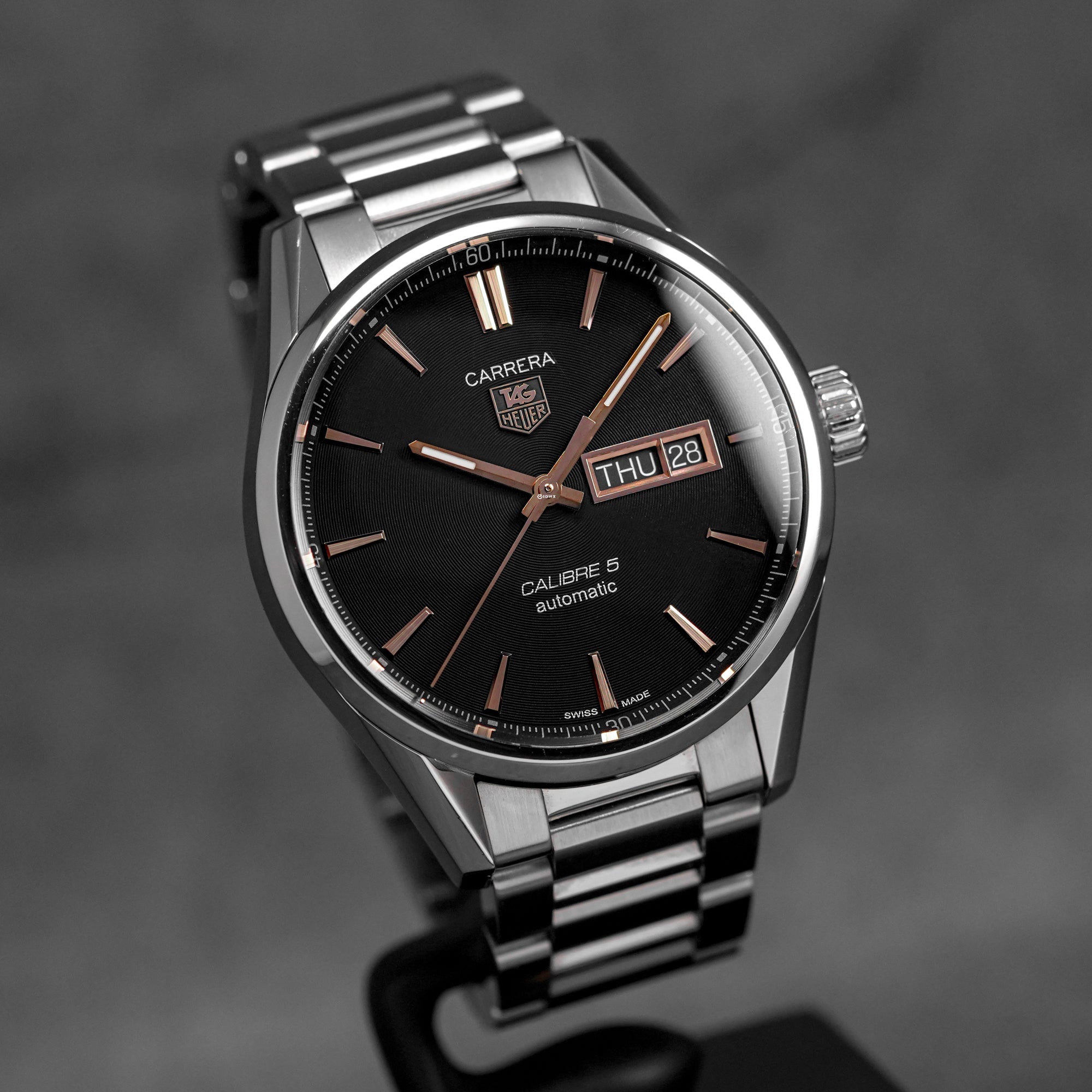 harga tag heuer carrera calibre 5 day date