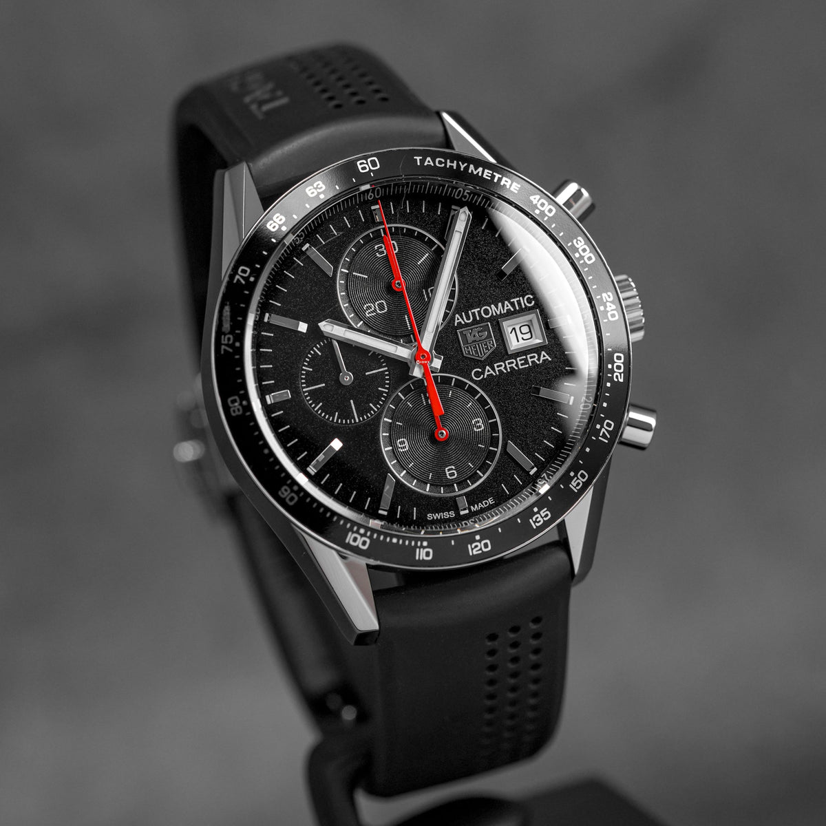harga tag heuer carrera chrono black