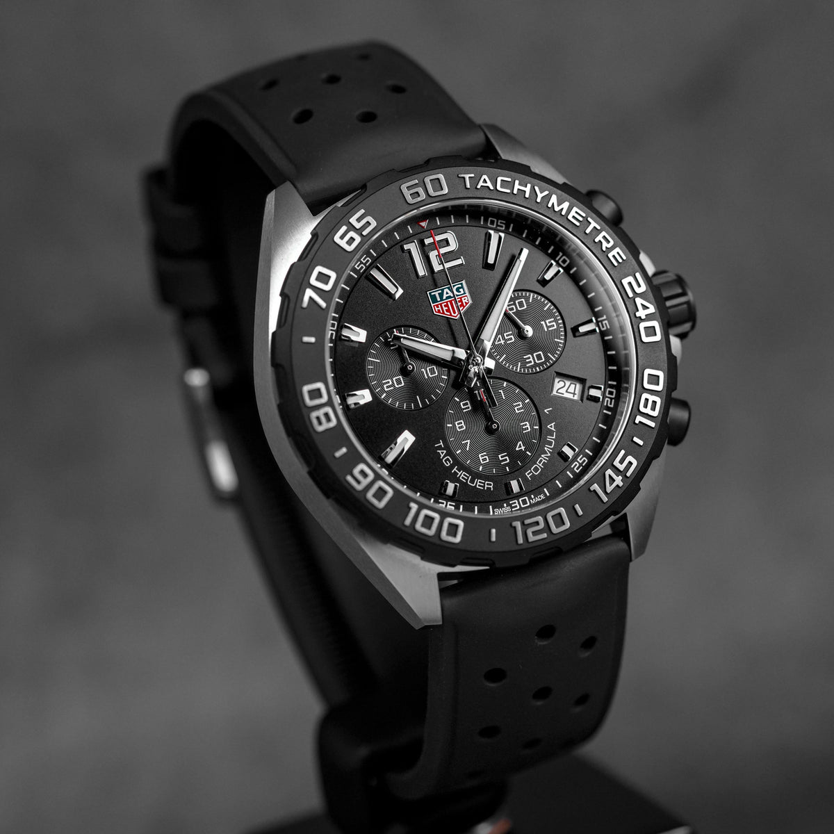 FORMULA 1 CHRONOGRAPH 43MM BLACK DIAL (2026)