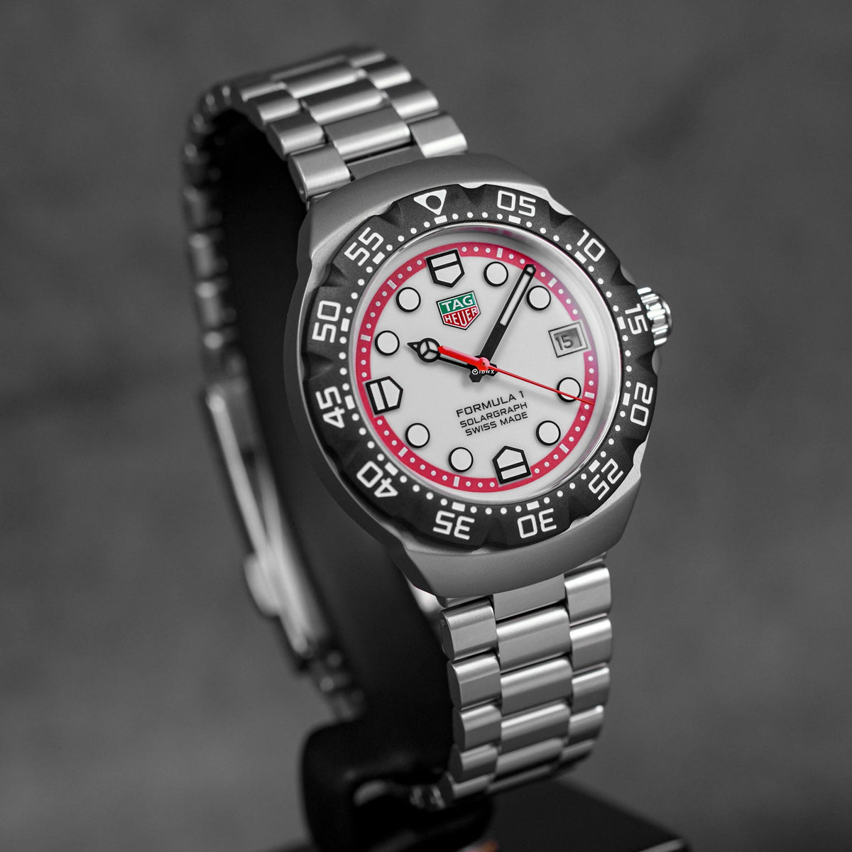 harga tag heuer formula 1 solargraph black white terbaru