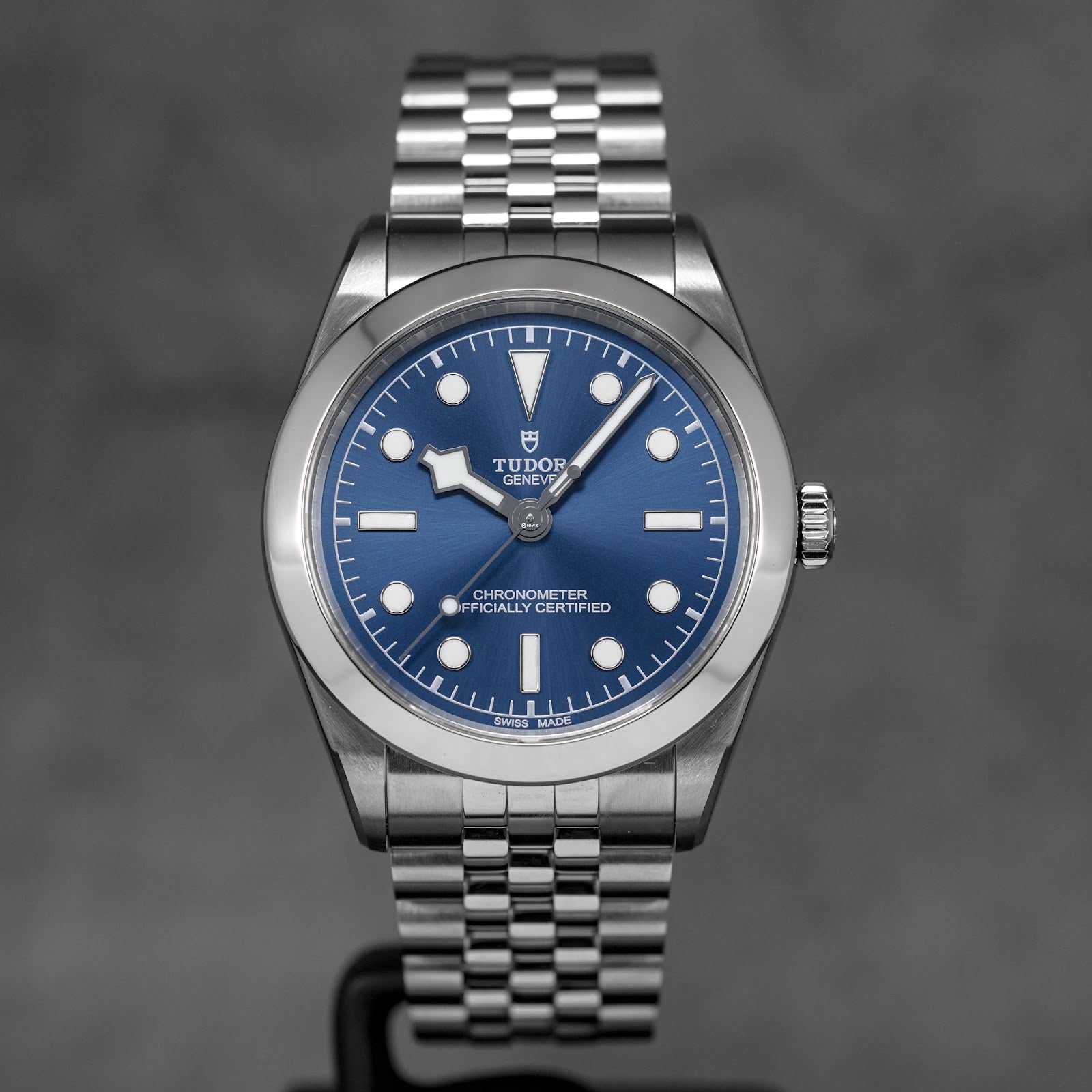 BLACK BAY ONE 39 BLUE DIAL (2025)