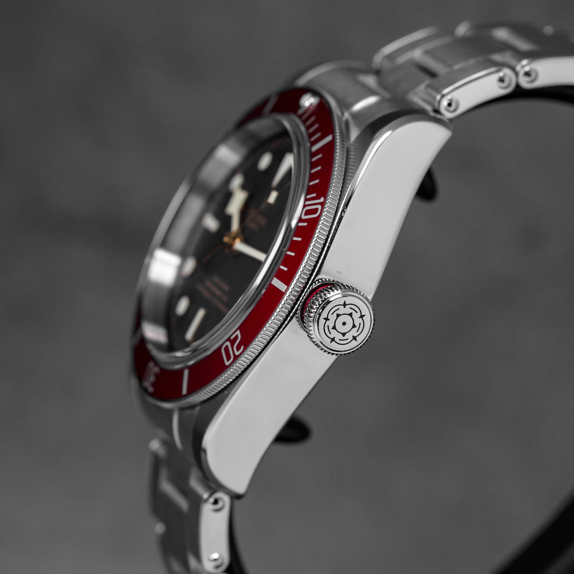 HERITAGE BLACK BAY 41 RED OYSTER (2022)