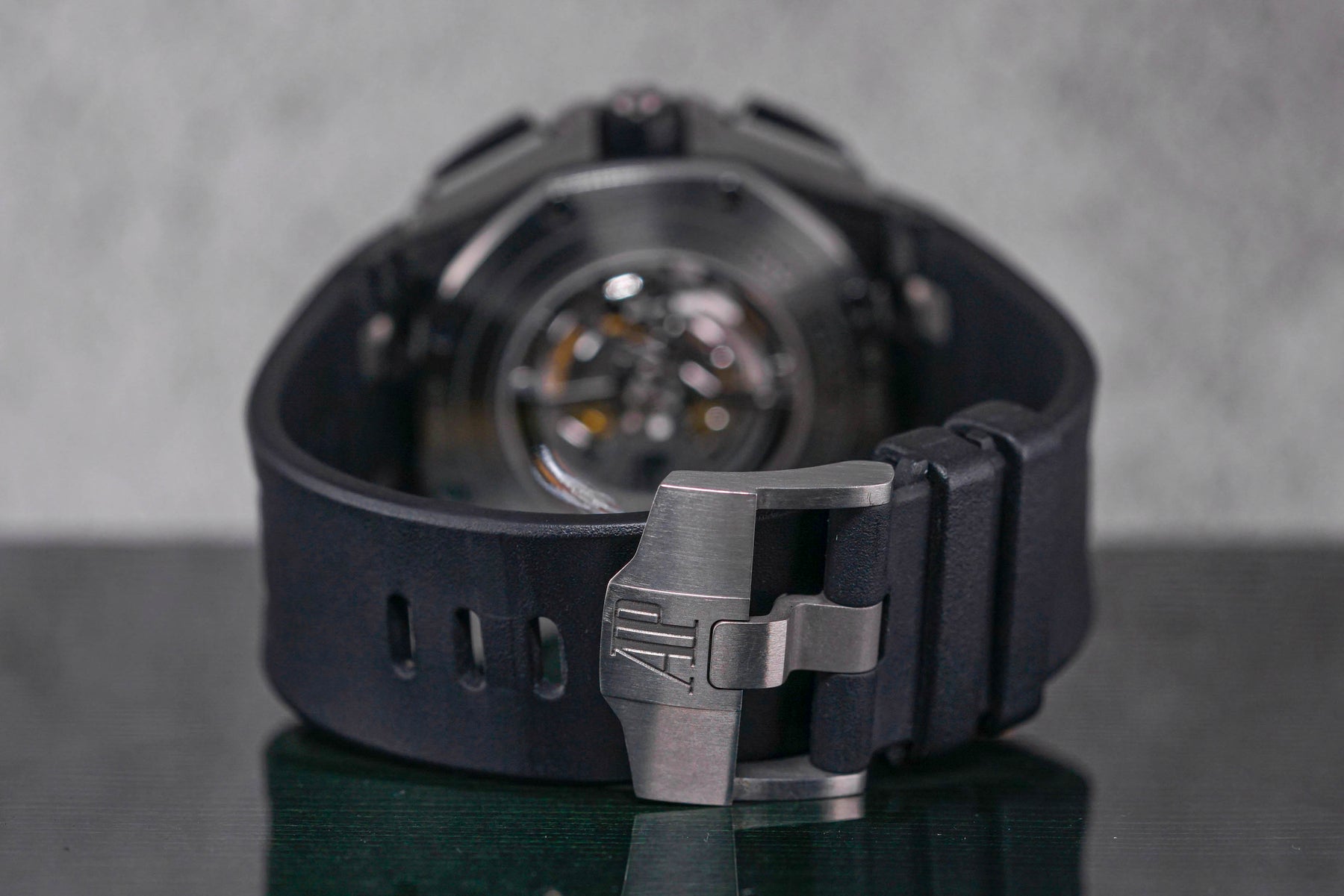 ROYAL OAK OFFSHORE CHRONOGRAPH 44MM NOVELTY CARBON (2012)