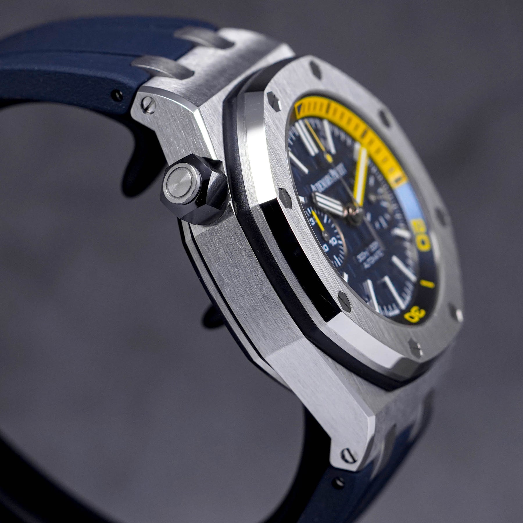 AUDEMARS PIGUET ROYAL OAK OFFSHORE DIVER CHRONOGRAPH