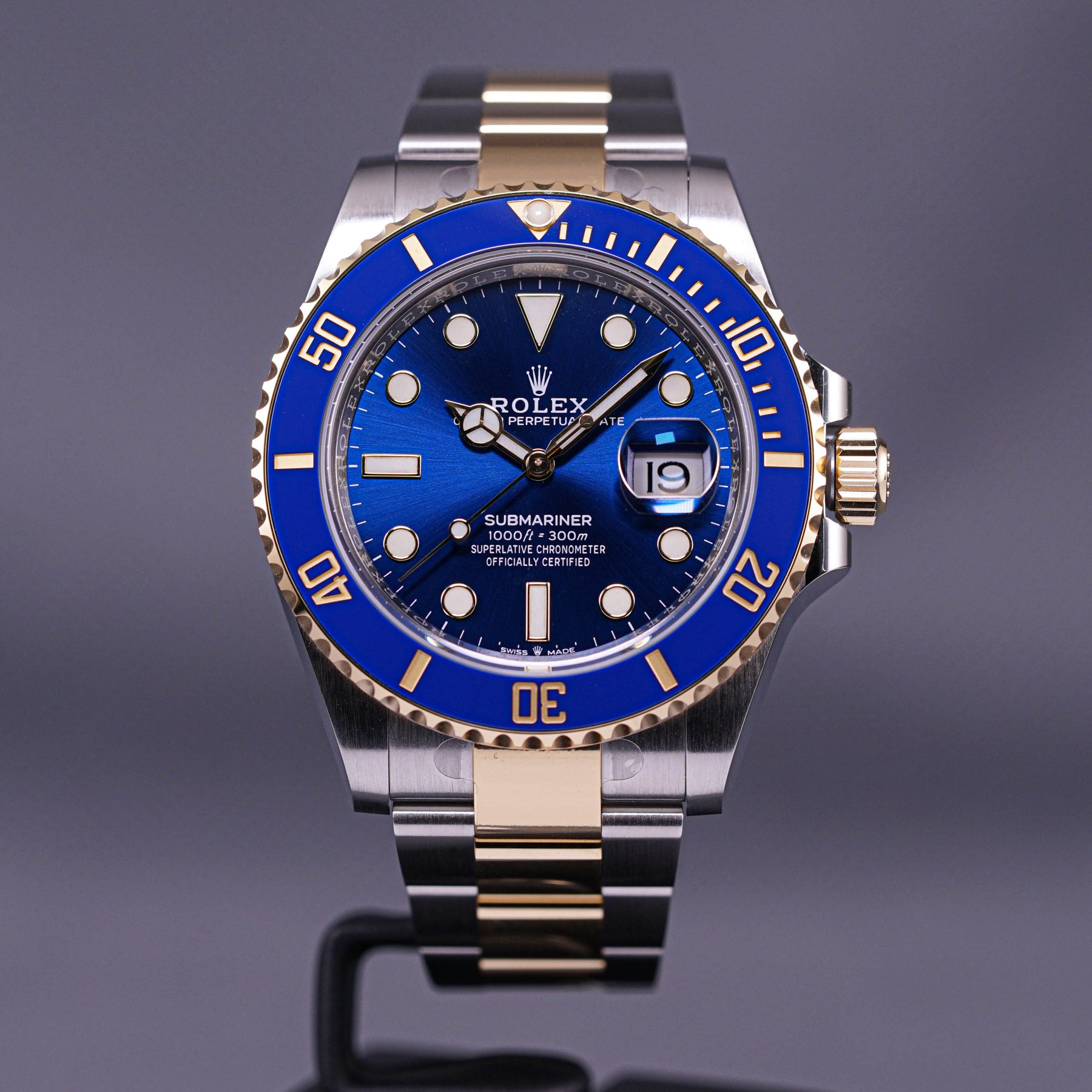SUBMARINER DATE 41MM TWOTONE YELLOWGOLD BLUE SUNBURST (2022)