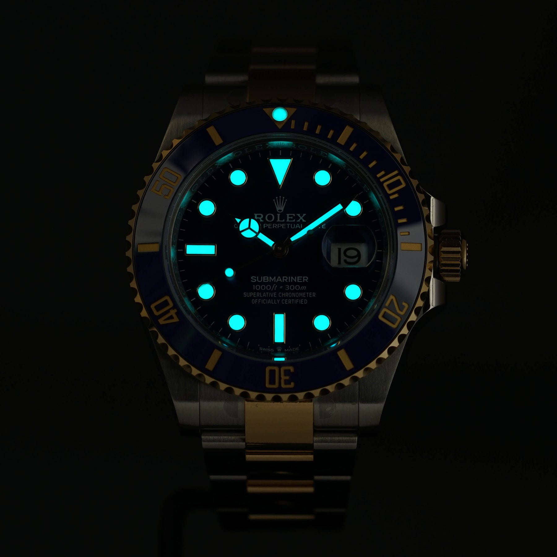 SUBMARINER DATE 41MM TWOTONE YELLOWGOLD BLUE SUNBURST (2022)