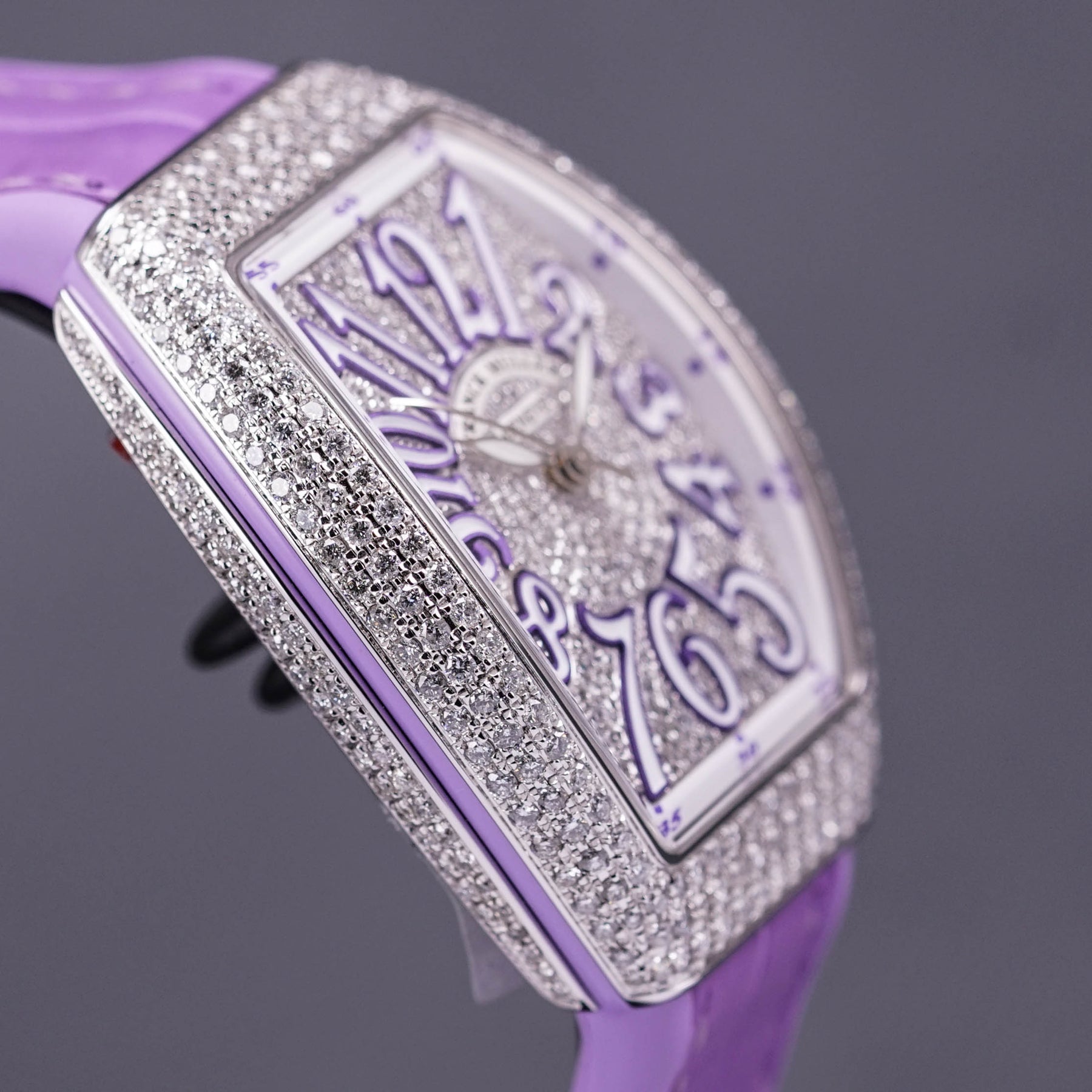 V32 PURPLE DIAMOND DIAL (2025)