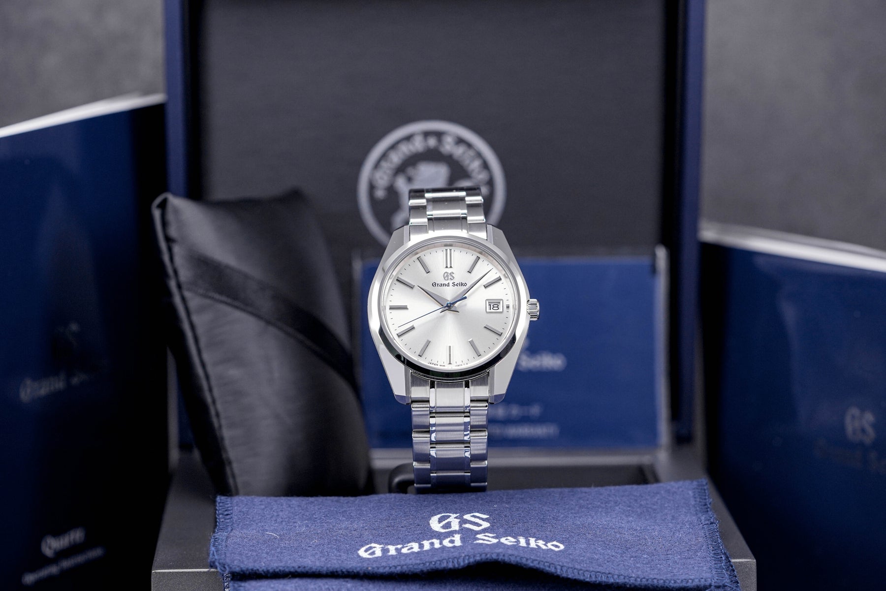 Grand Seiko Heritage Silver SBGP001G