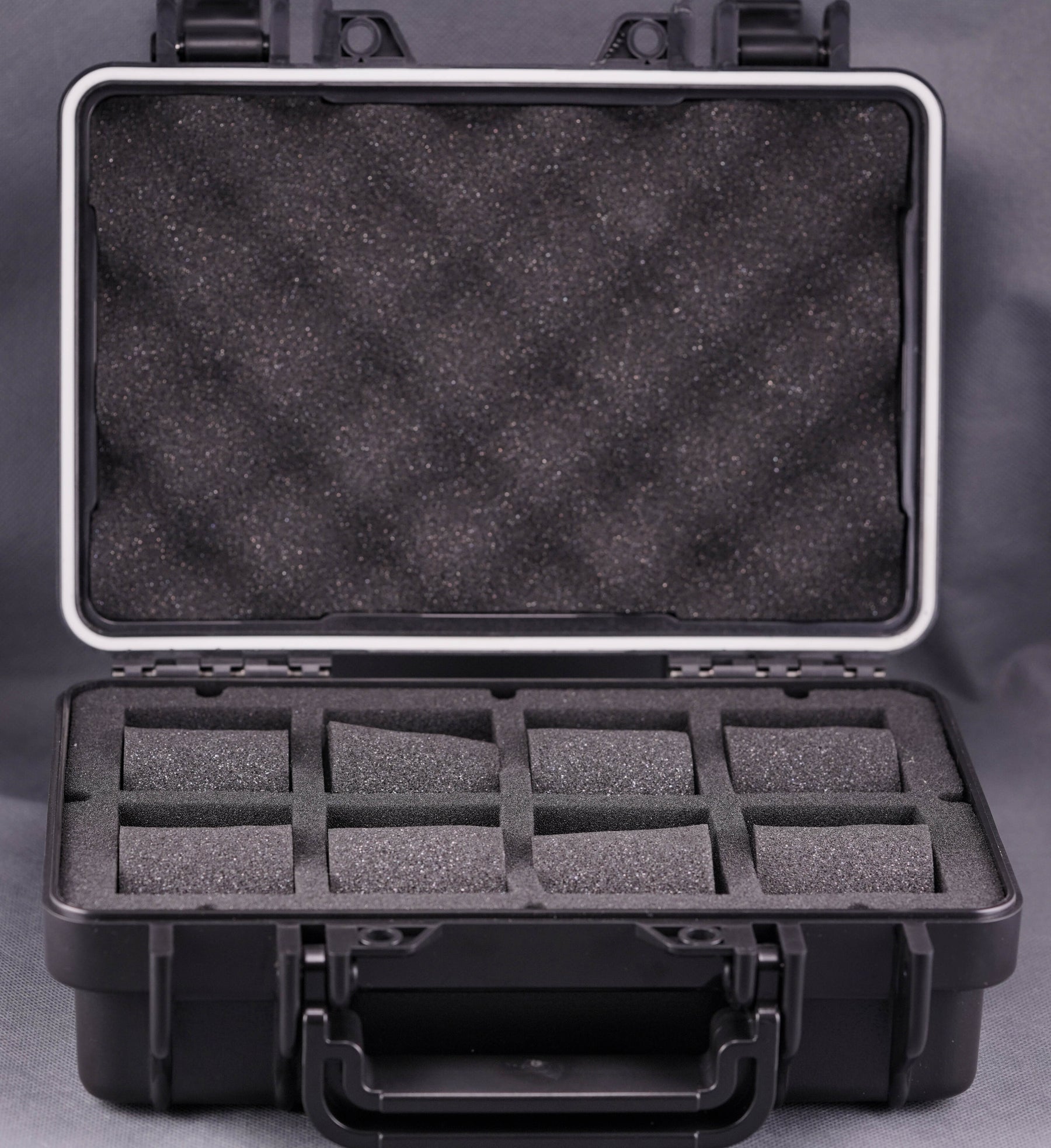 WATERPROOF CASE FOR 8 WATCHES