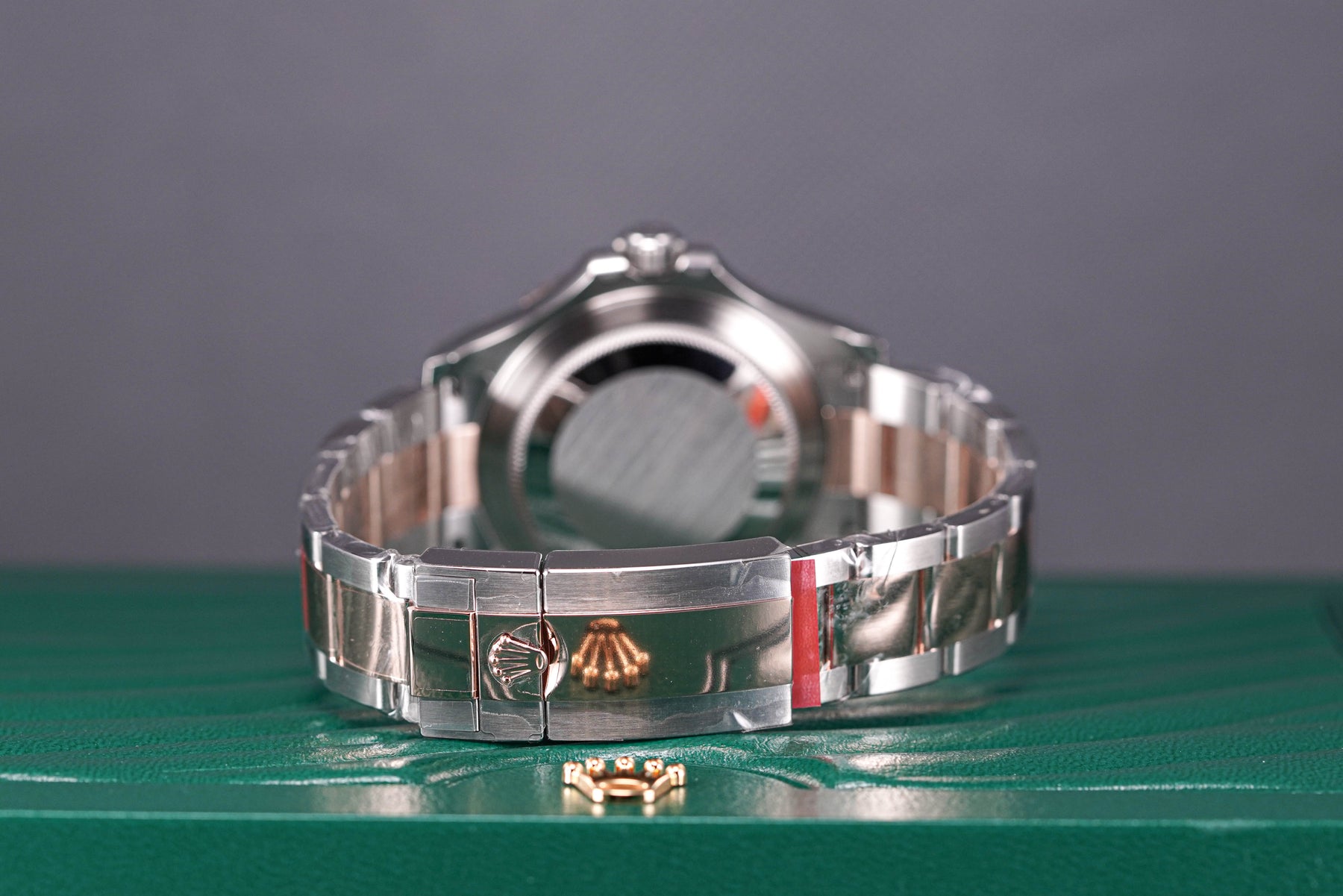 YACHT-MASTER TWOTONE ROSEGOLD BLACK DIAL